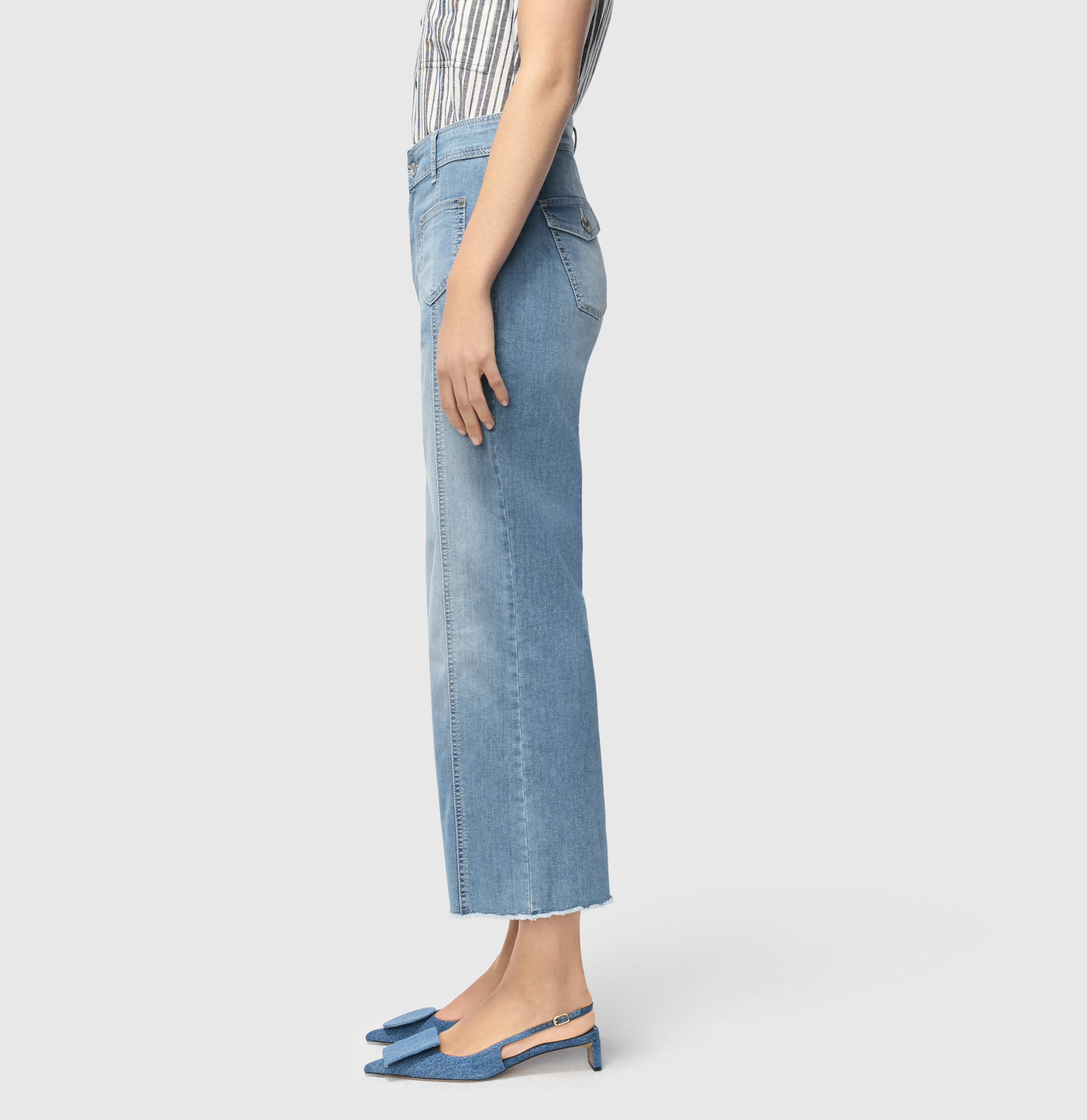 MAC_Spring-2025_D440_5202-90-0391L-D440_10-jpg