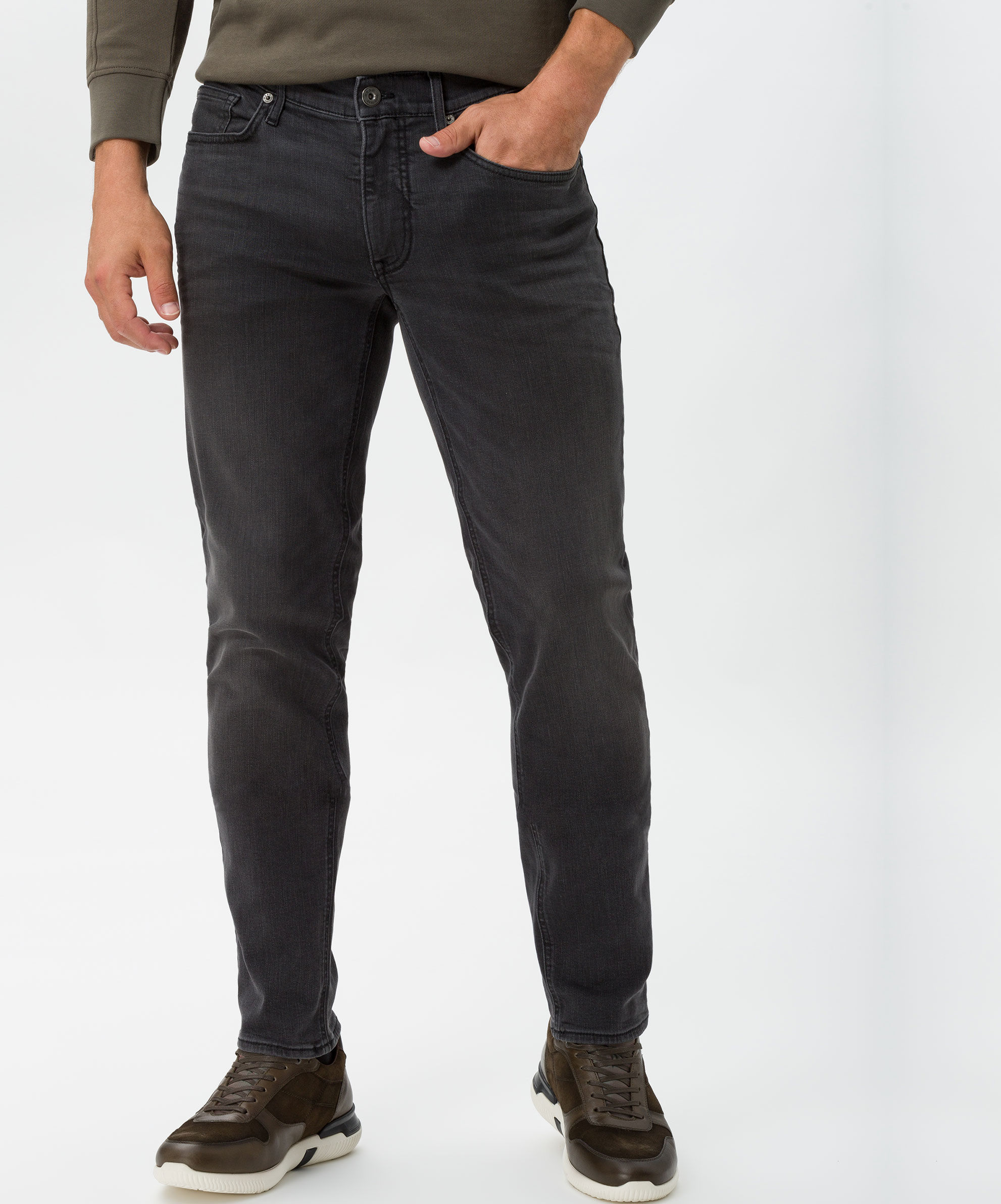 BRAX_221_05_856604_7960820_4