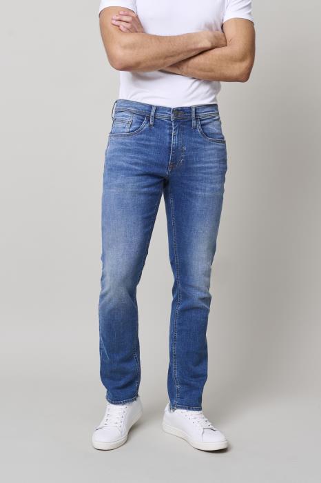 54a10e37-c6d3-423a-a669-fd4e252be7f3