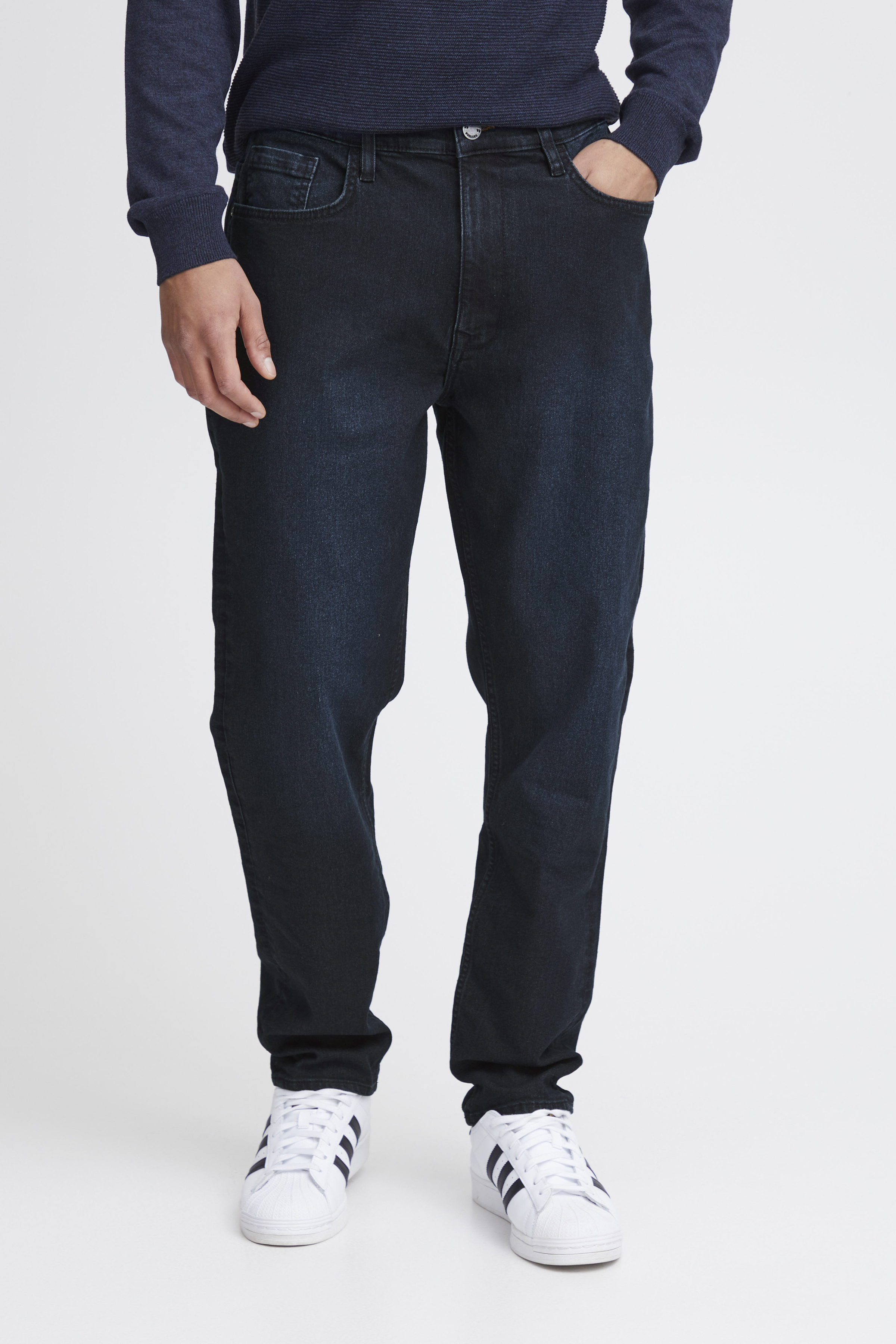 20717112_203280_500-jpg