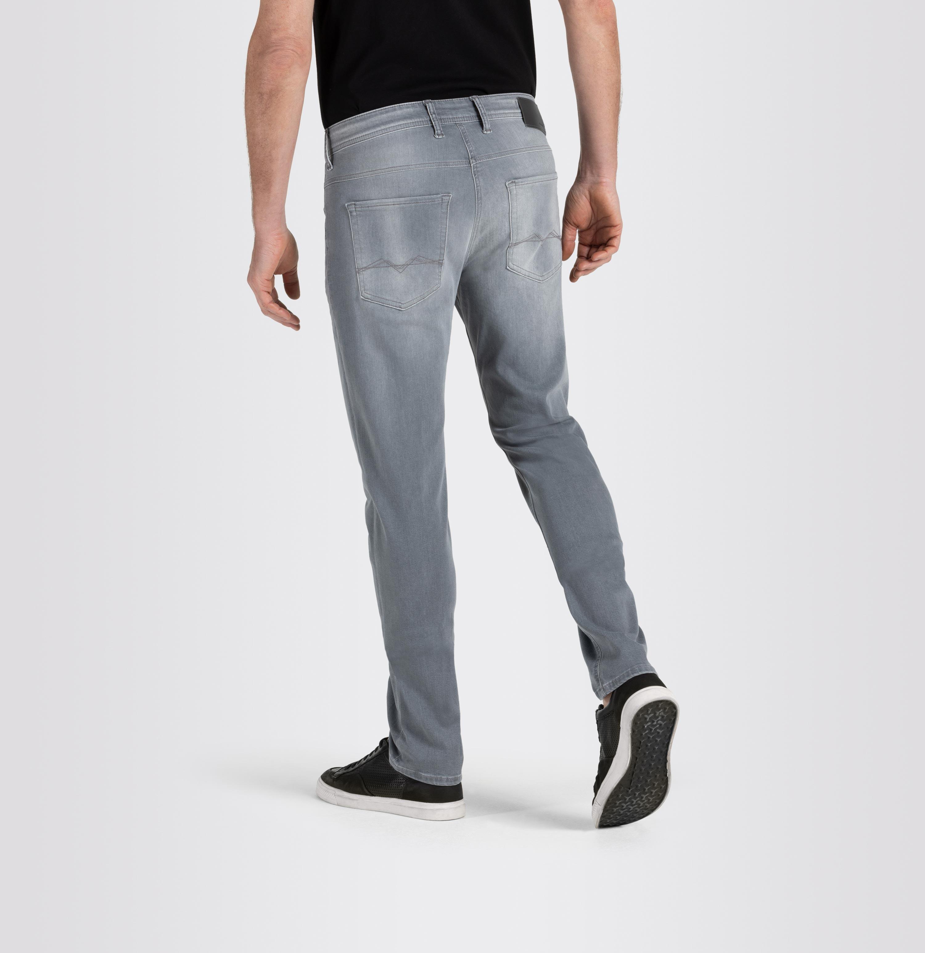 kol_30_0518-01-1995l_h823_08