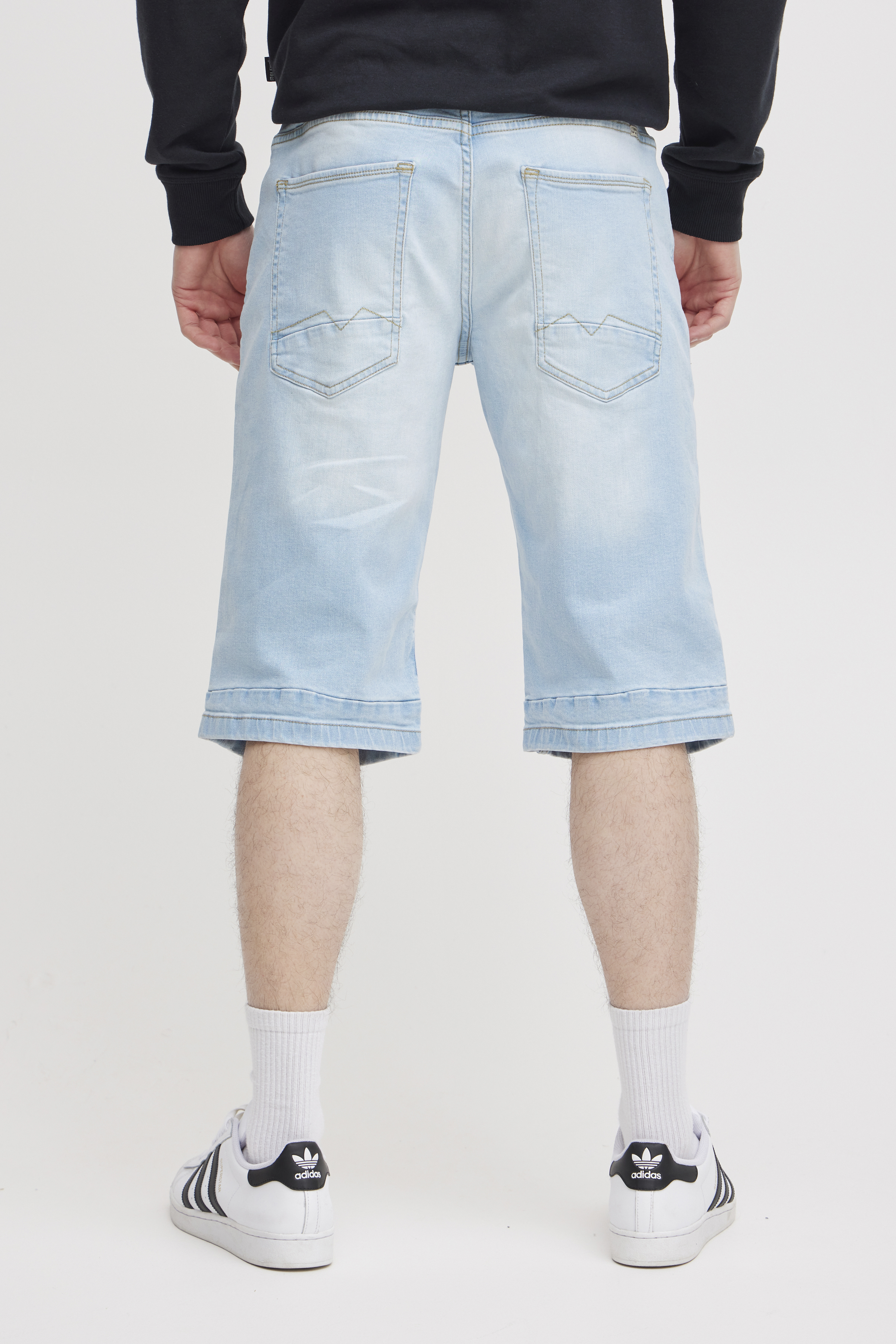 20713328_200290_550-jpg