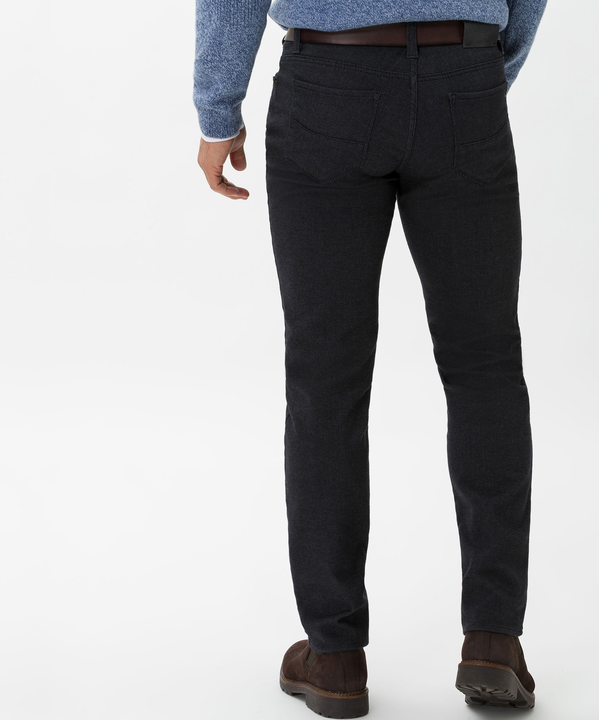 BRAX_221_23_851824_7863120_5