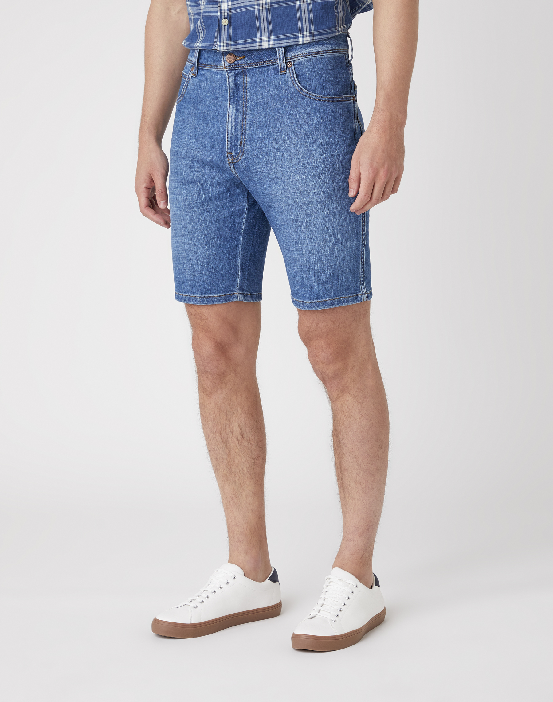 W11CQ187W_1 WRANGLER TEXAS SHORTS lite blue W11CQ187W