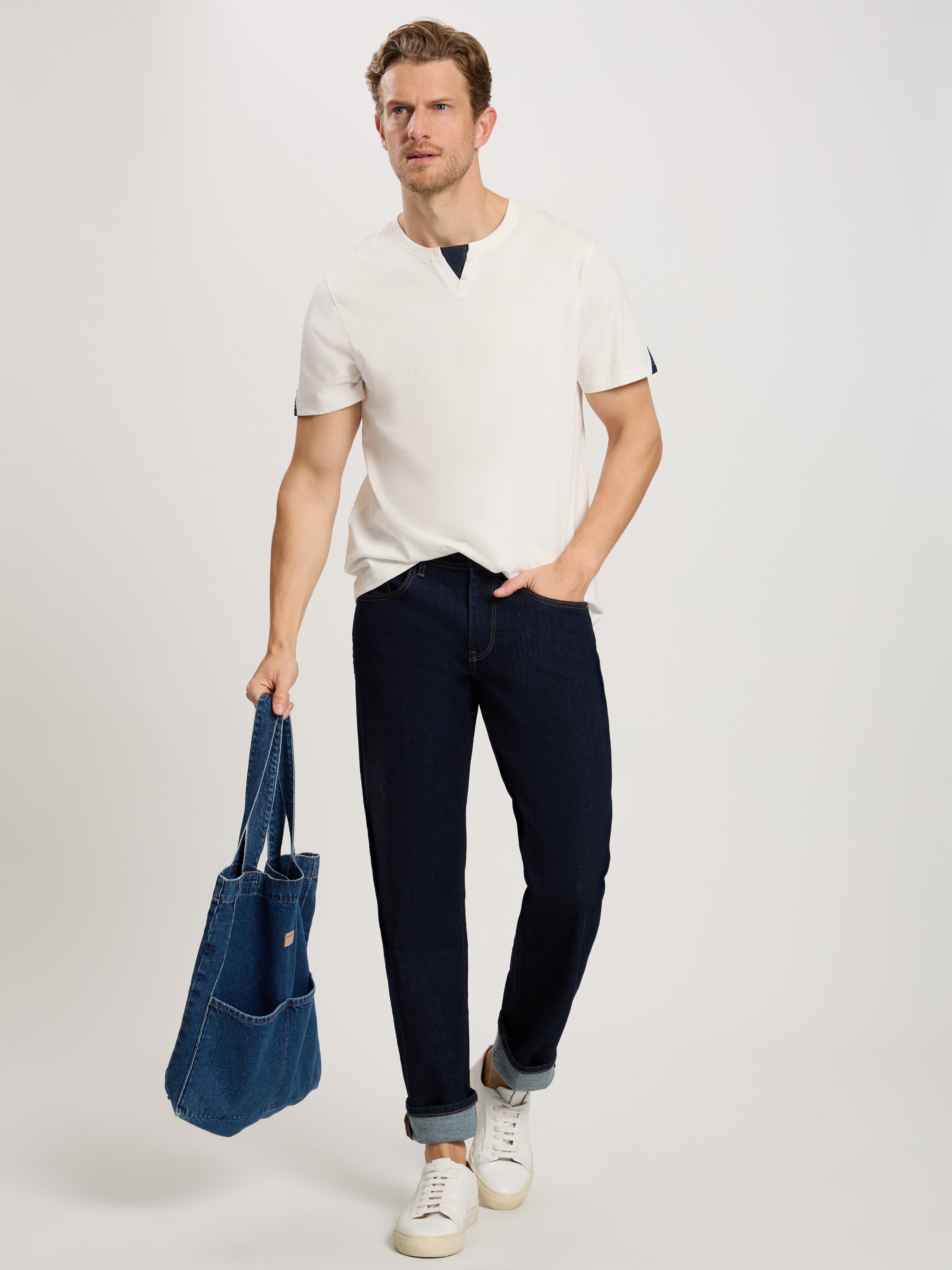 E_161_517_cross_jeans_null-3-jpg