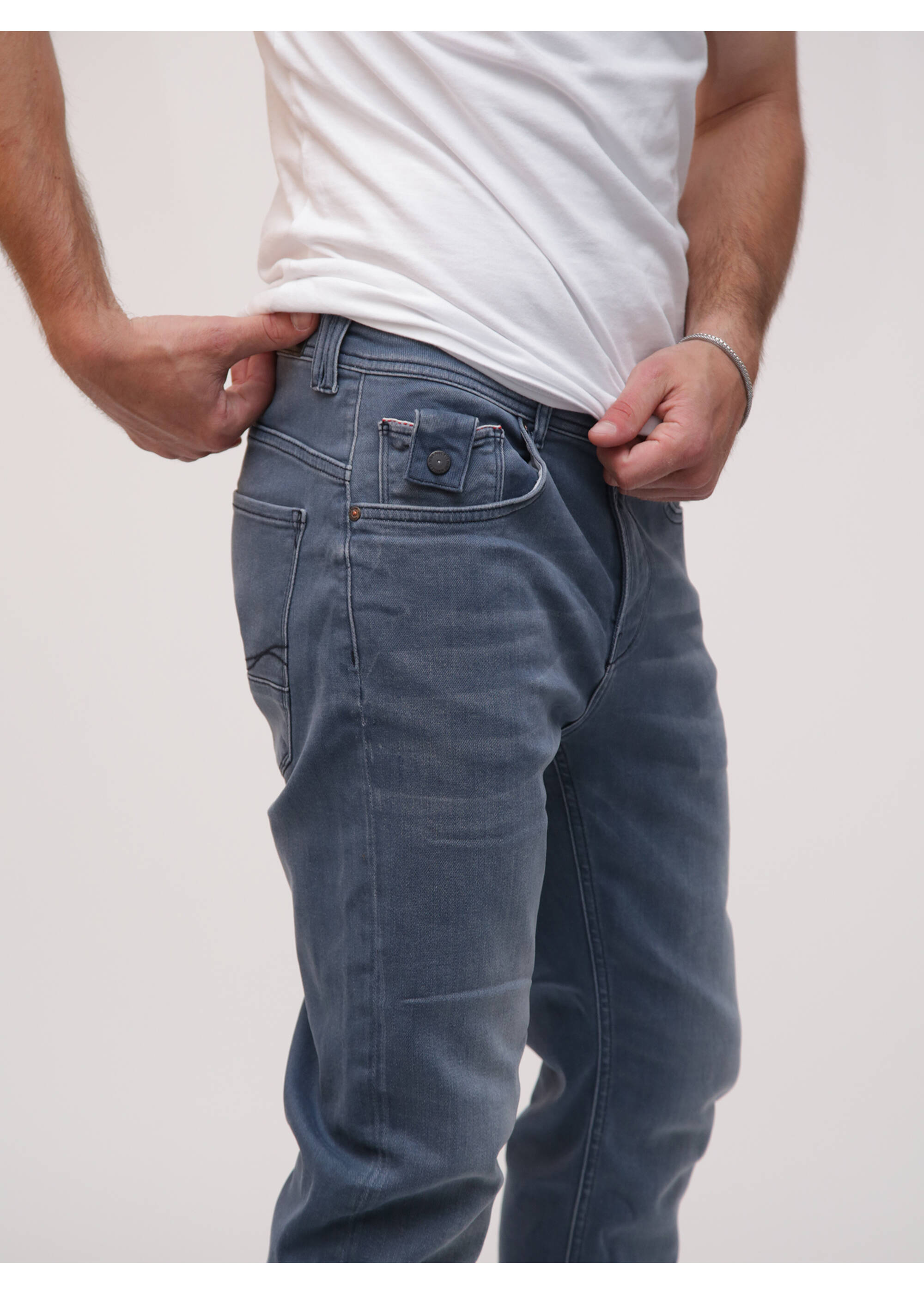 MOD-SP22-1002-3573_20_2000x2800