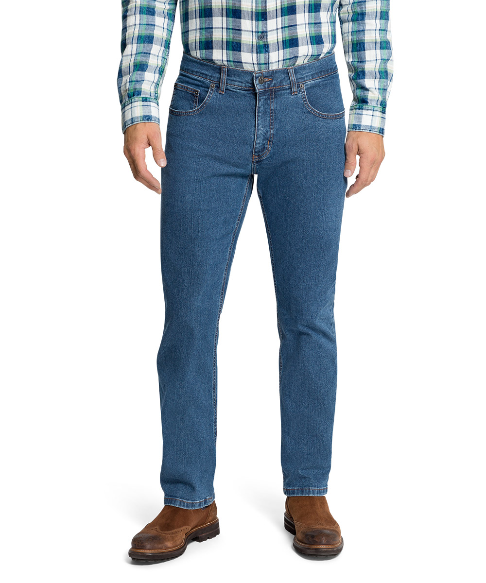 PIONEER_HerbstWinter-2021_6821_P01144100006388-6821_2