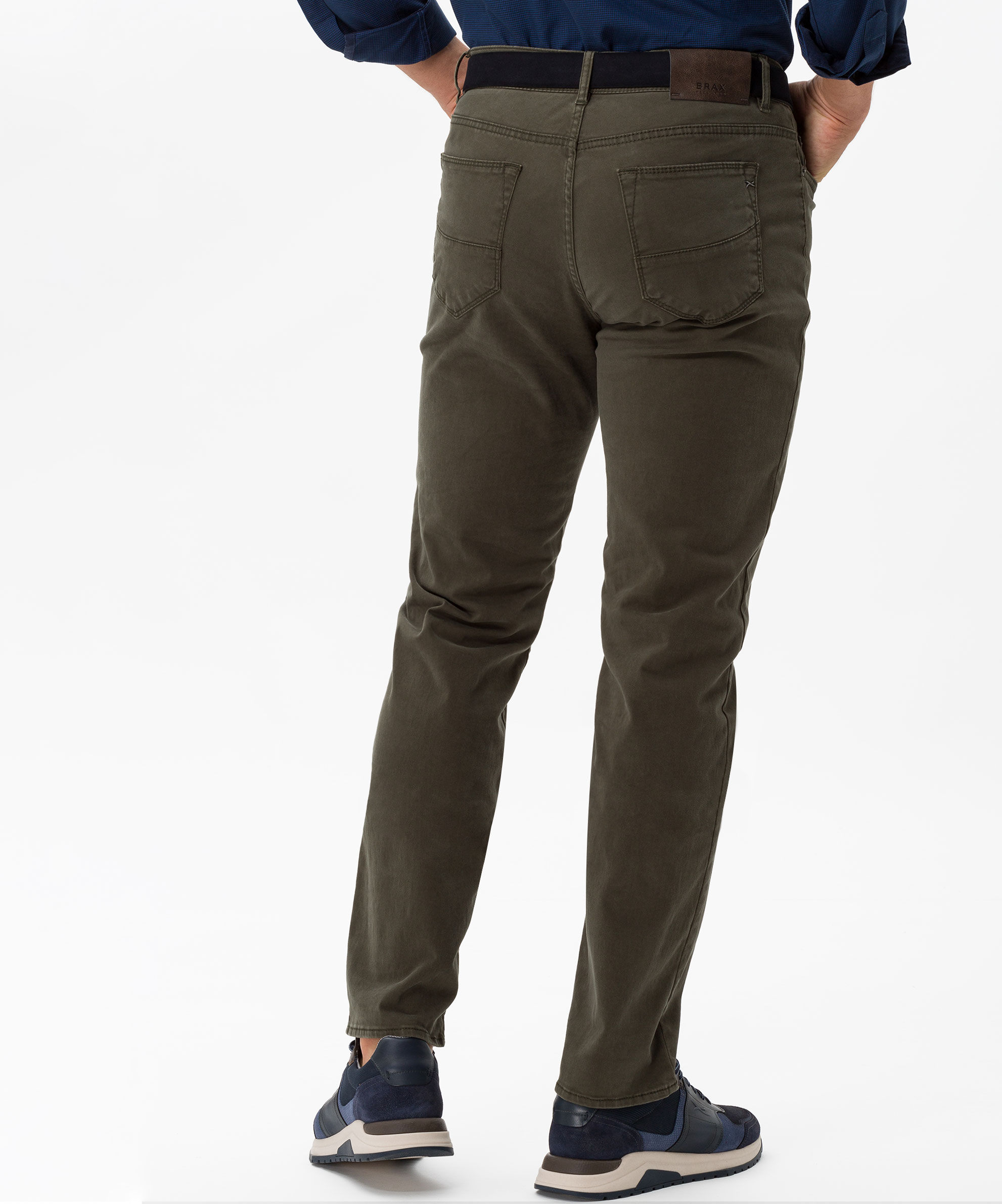 BRAX_221_32_853504_7864120_5