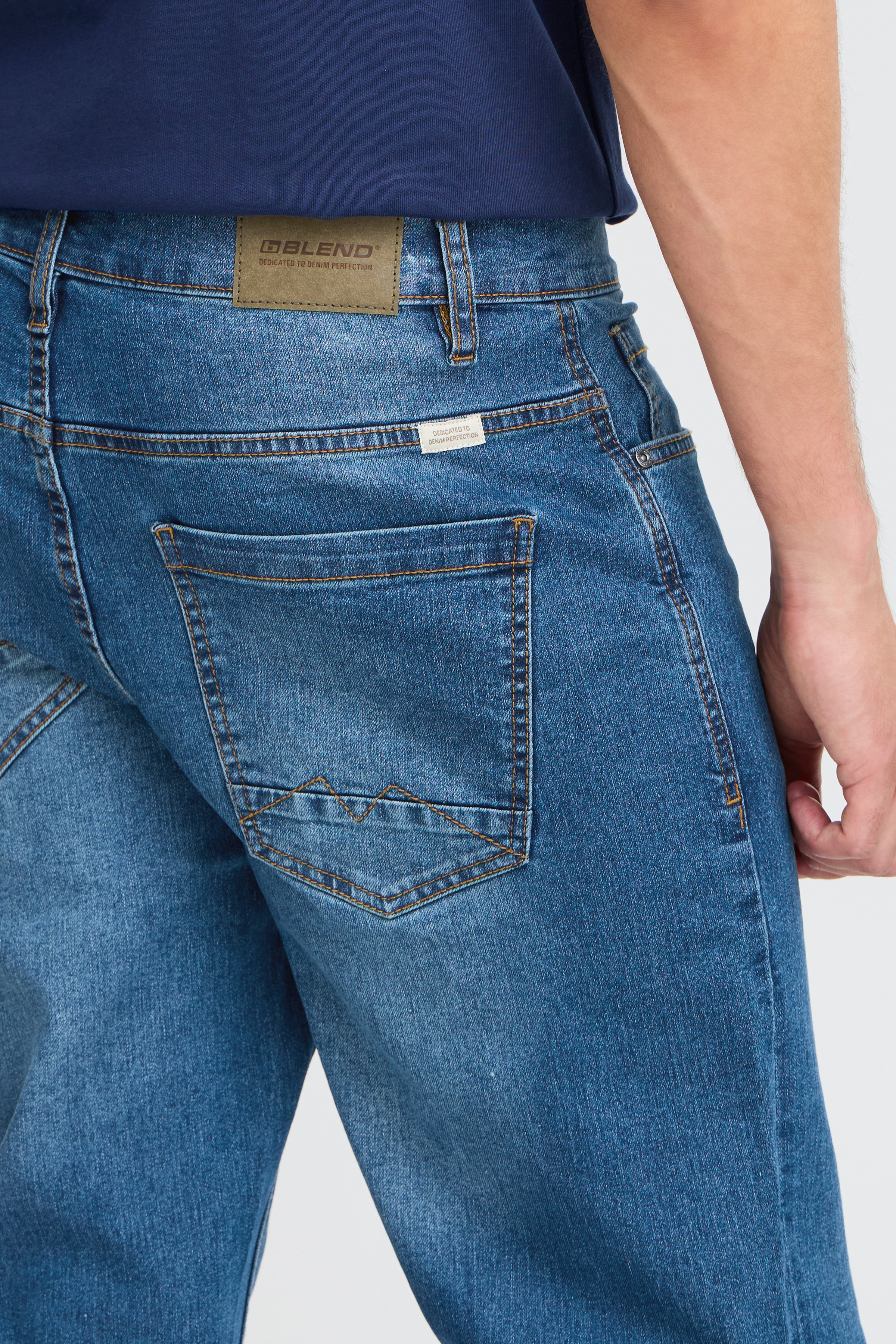 20717112_203279_360-jpg