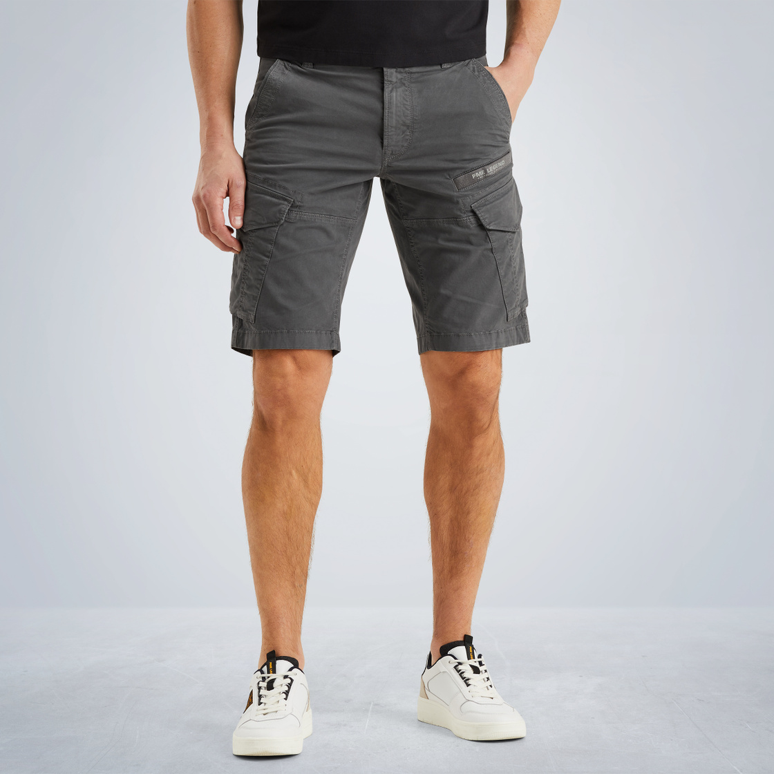 PSH2504661-9117_model_1-jpg PME LEGEND NORDROP CARGO SHORTS grau PSH2504661-9117