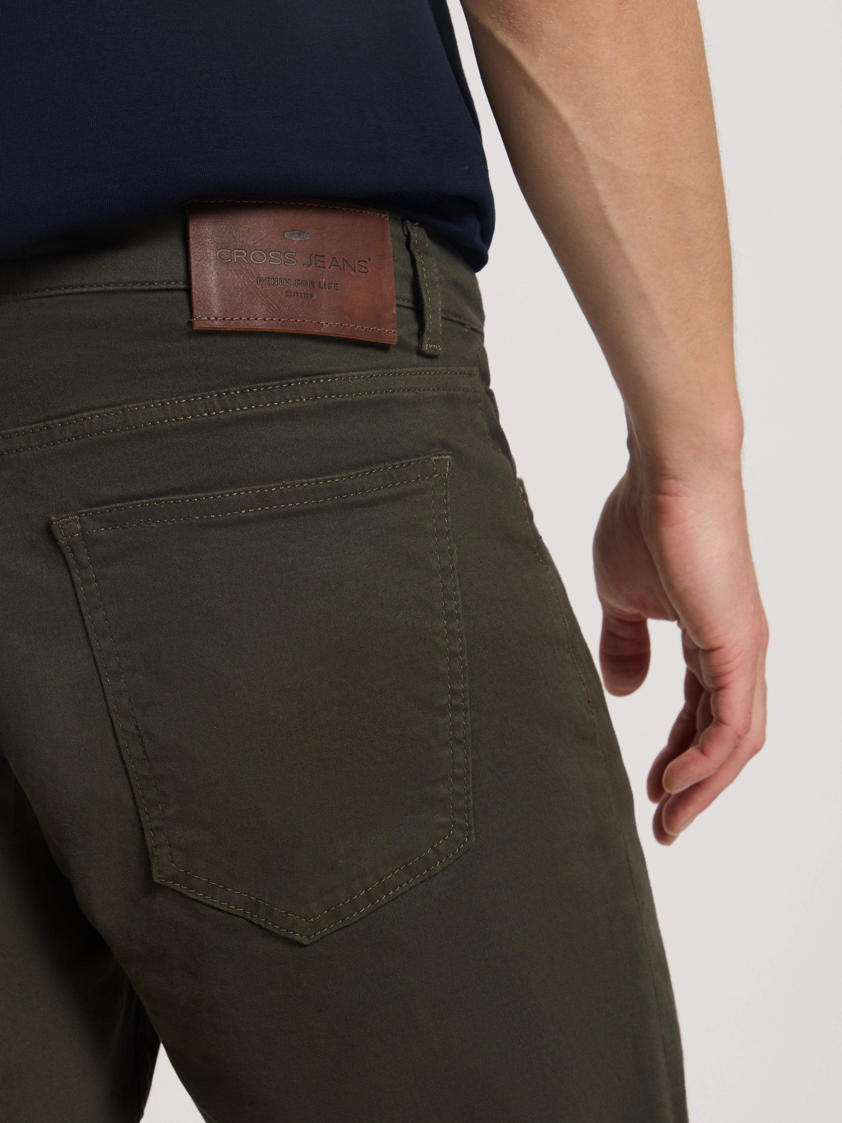 A_565_195_cross_jeans_null-5-jpg