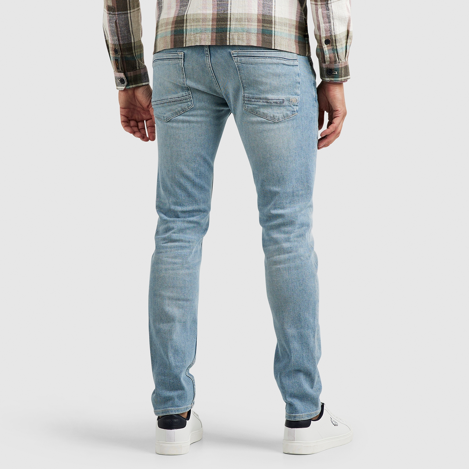 PME-Legend_PM-23-03_TLB_PTR2303730_2