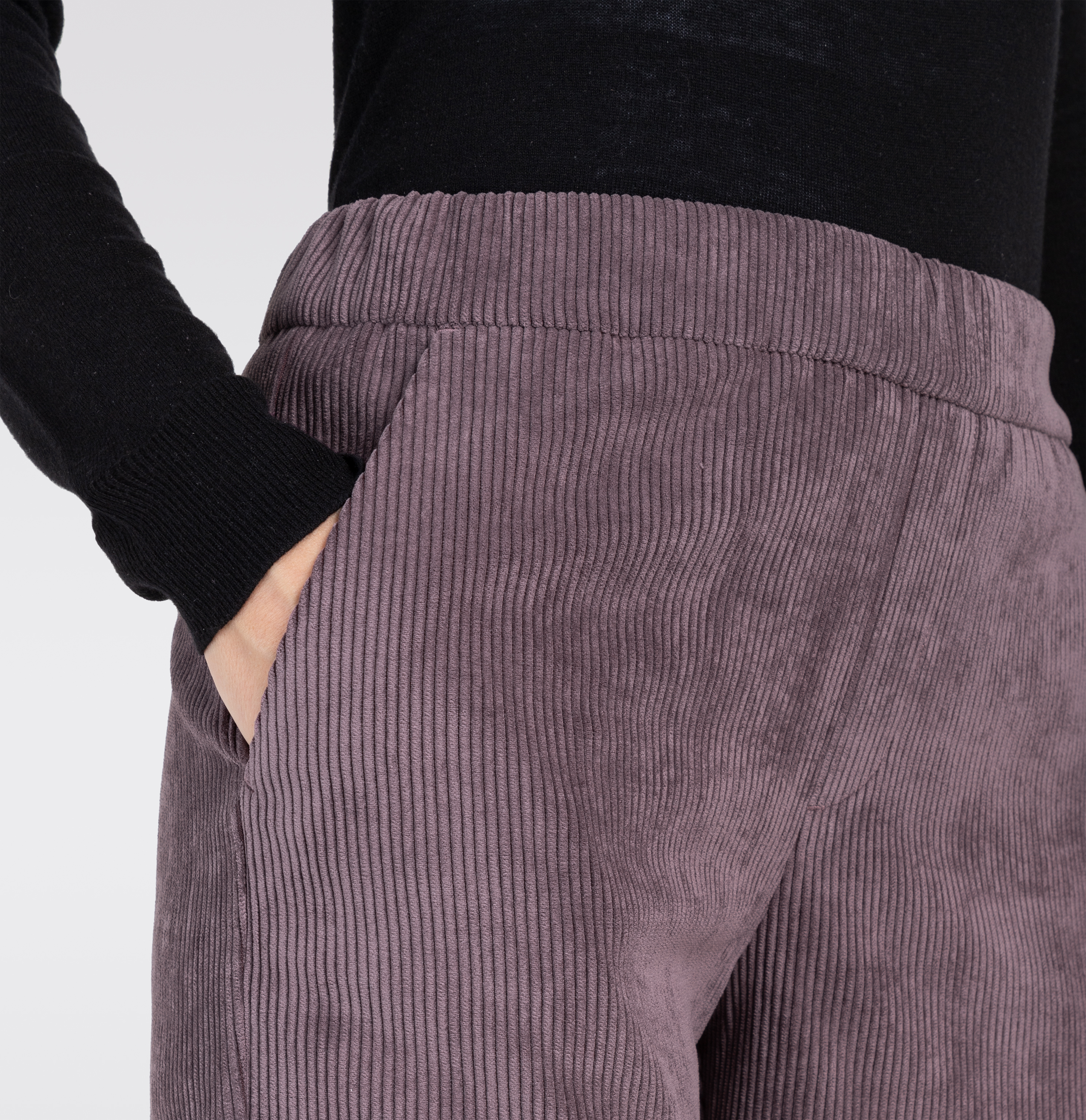 MAC_Autumn-2024_720_3045-00-0410-720_9-jpg