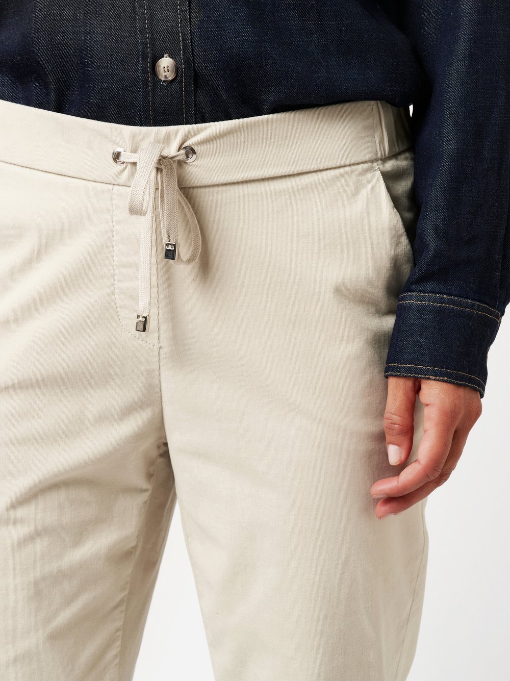 TONI_HW25-NOS_082_31-111805-24_4-jpg