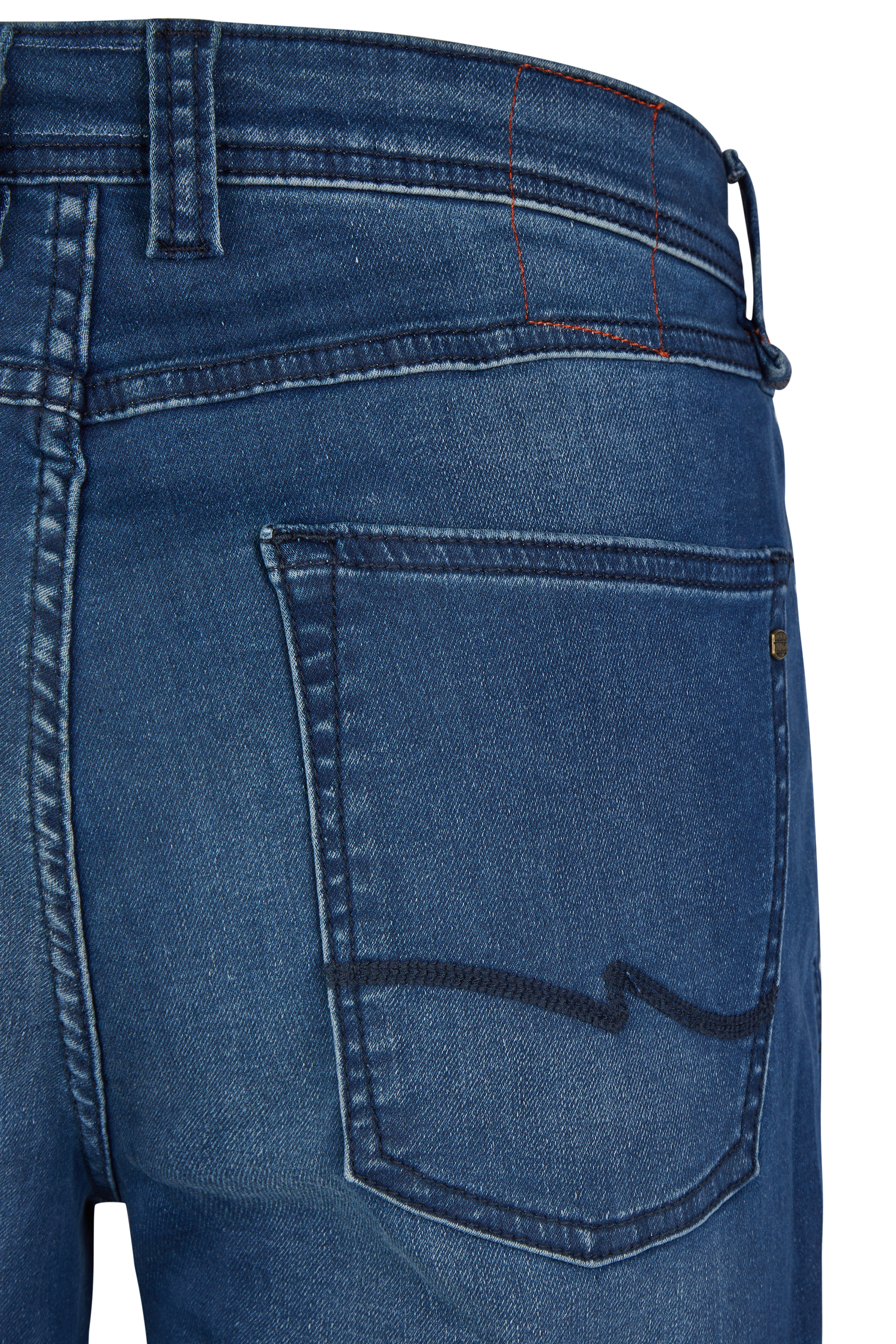 hattric-_fruhjahrsommer-2024_42_698835329942_5-jpg