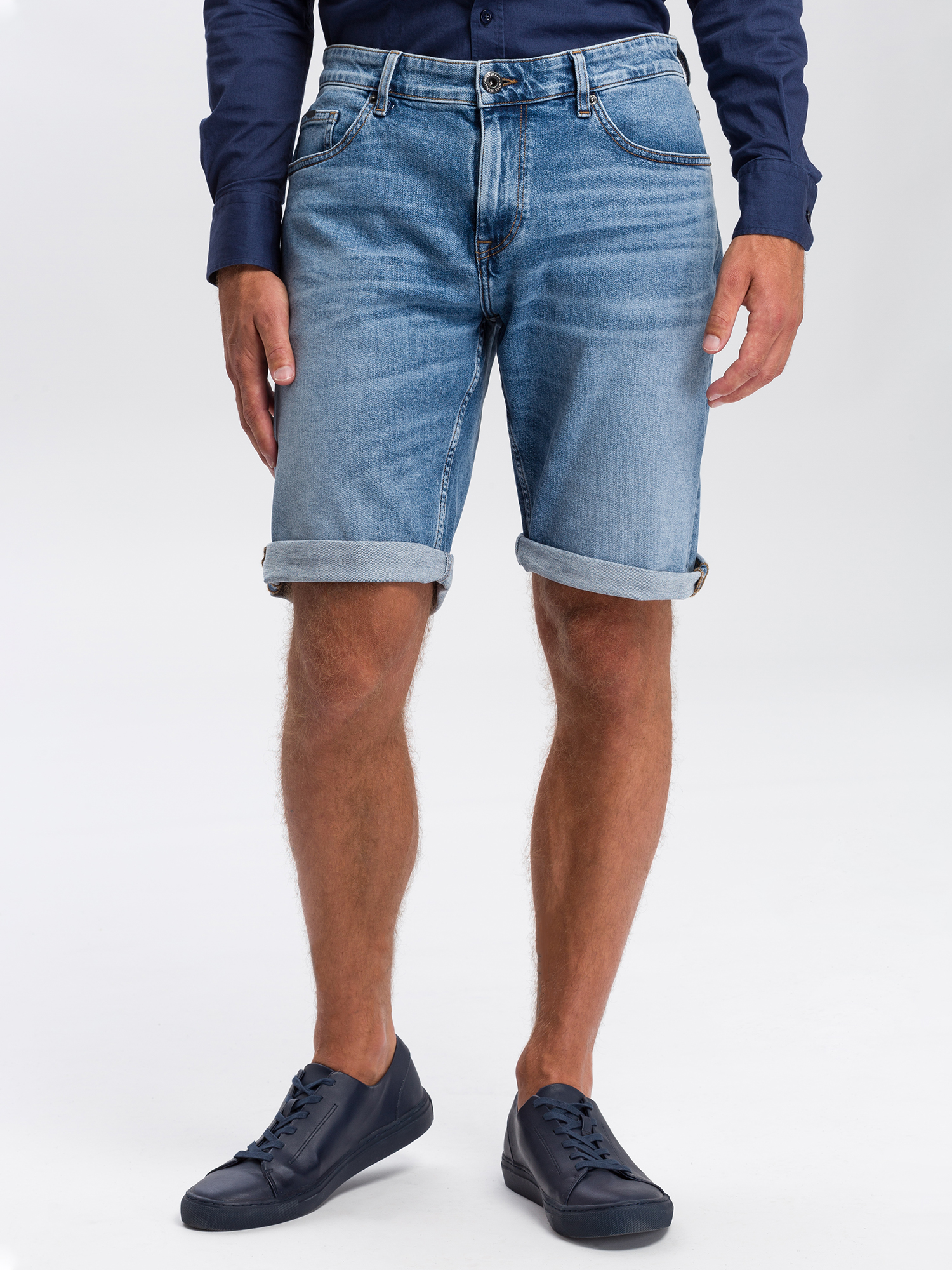 A_565_144_cross_jeans_null_1