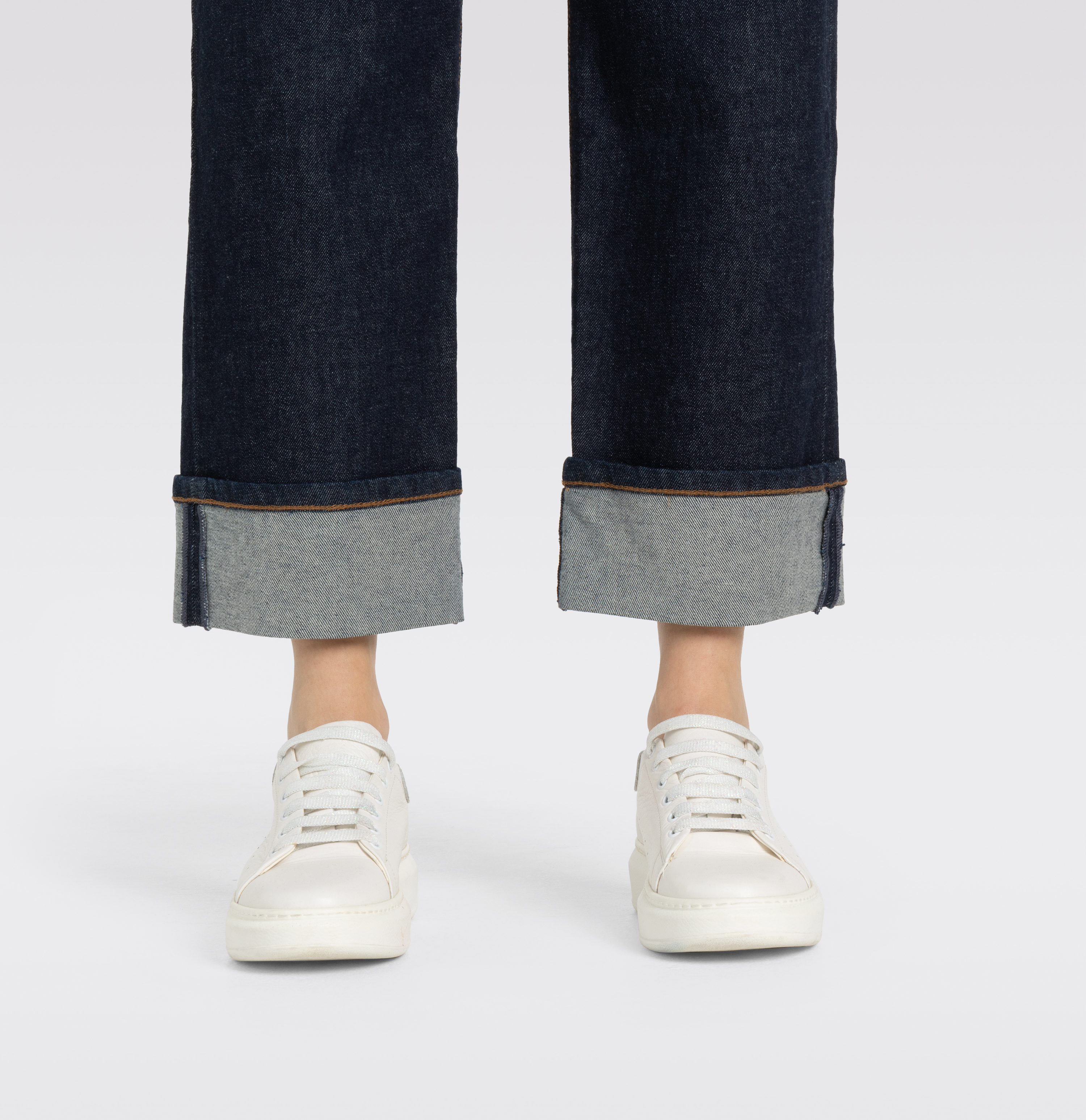 MAC_Autumn-2024_D683_2321-90-0361L-D683_11-jpg