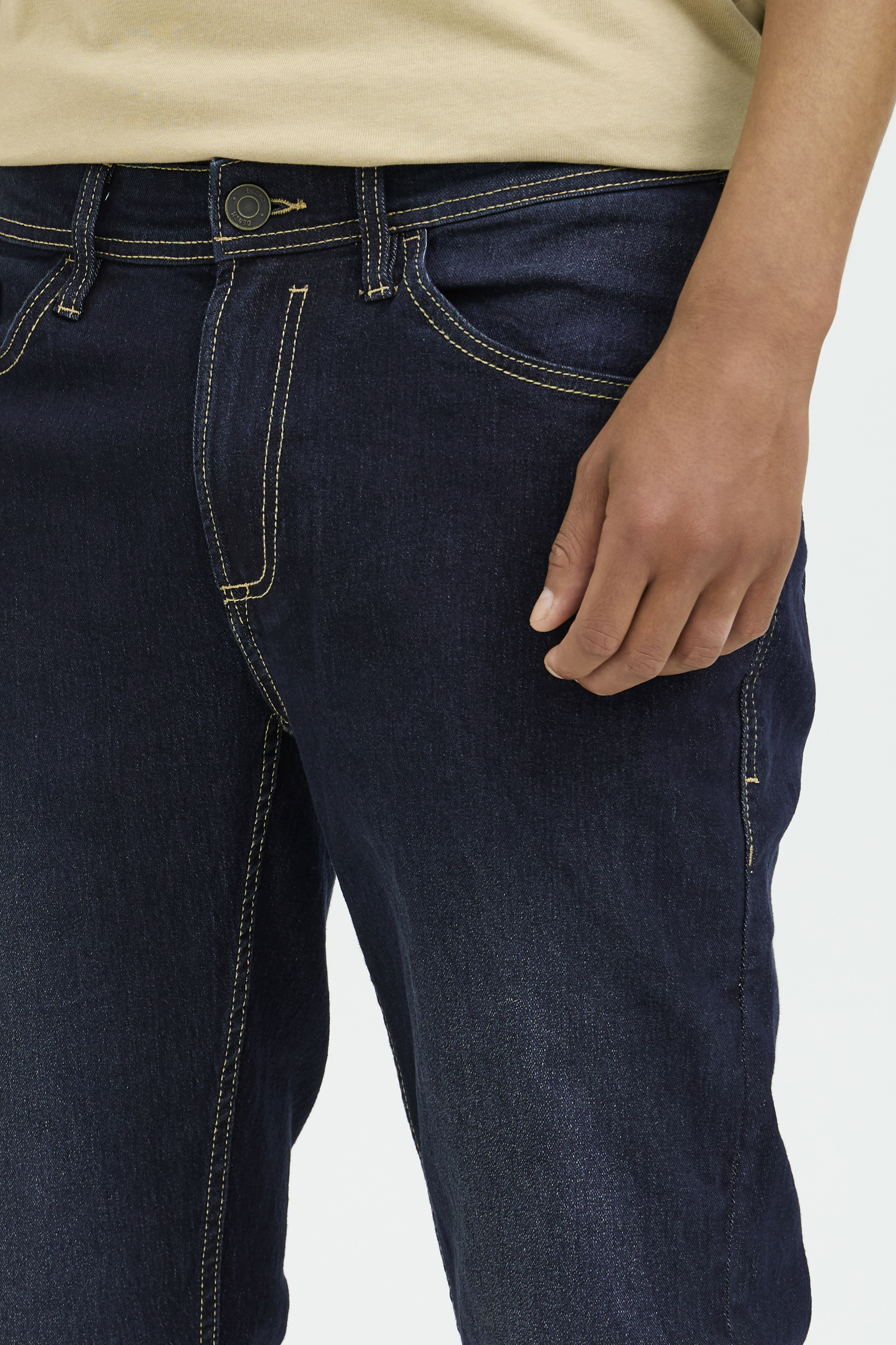 20715000_201734_350-jpg