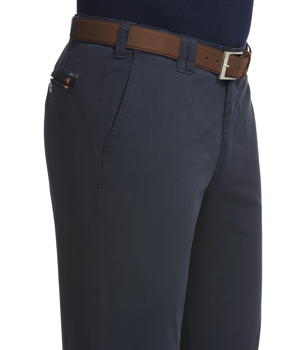 meyer-oslo-dark-navy-9-3001-20-travel-trousers-meoslo9-3001-20-kpqBwHWczrBClI
