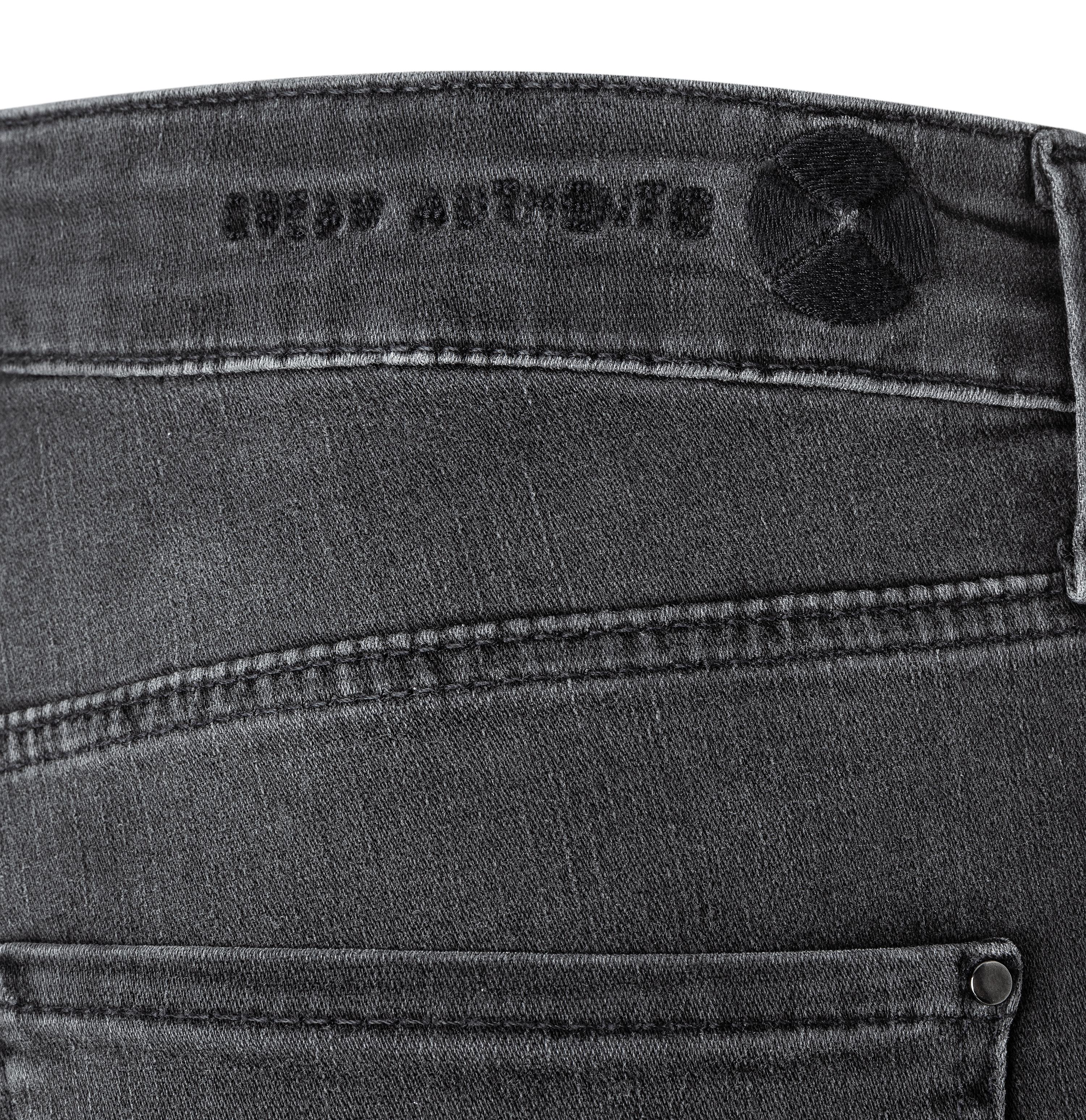 kol_10_5412-90-0357_d972_06-jpg