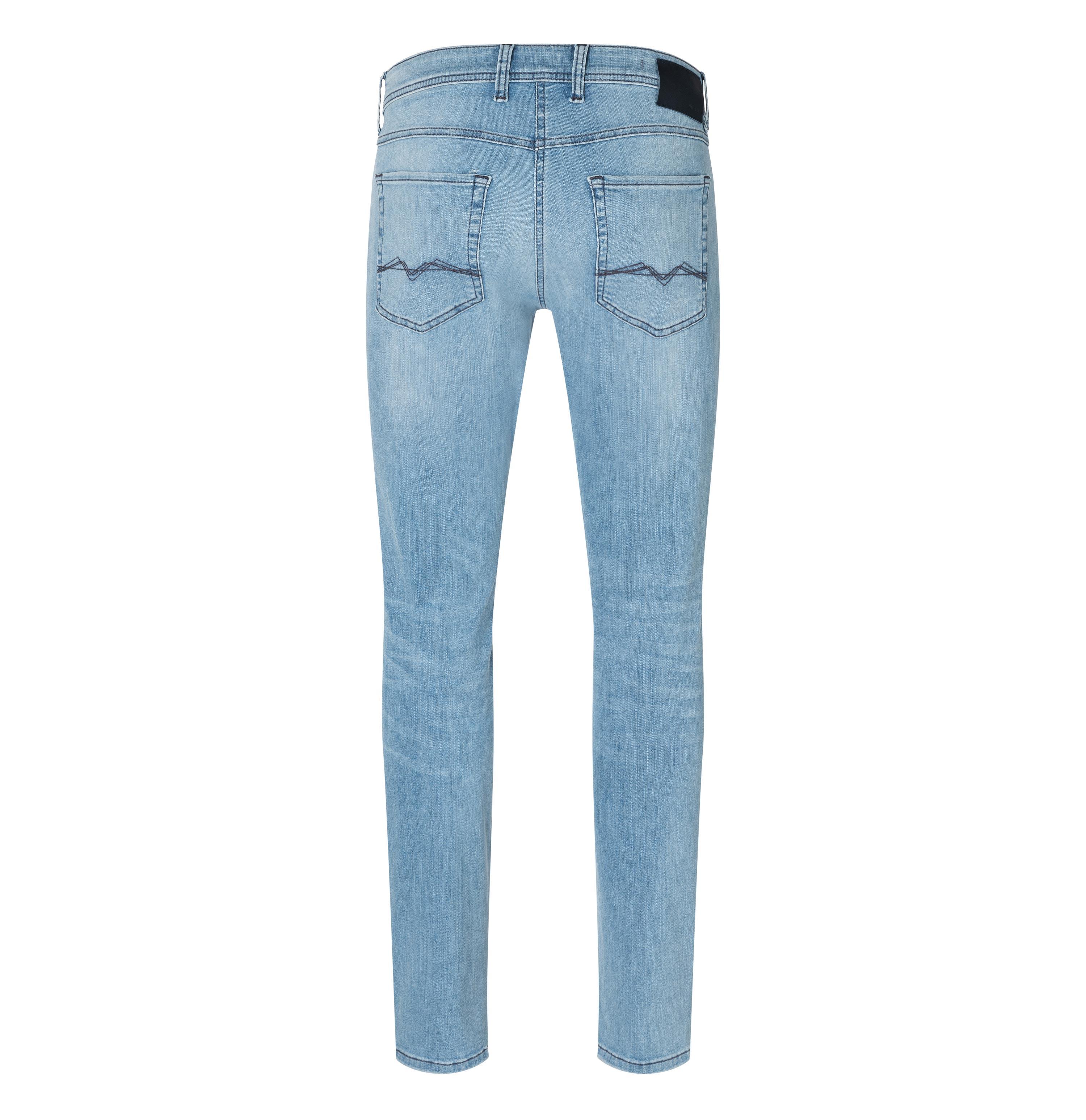 kol_30_0518-01-1995l_h334_02