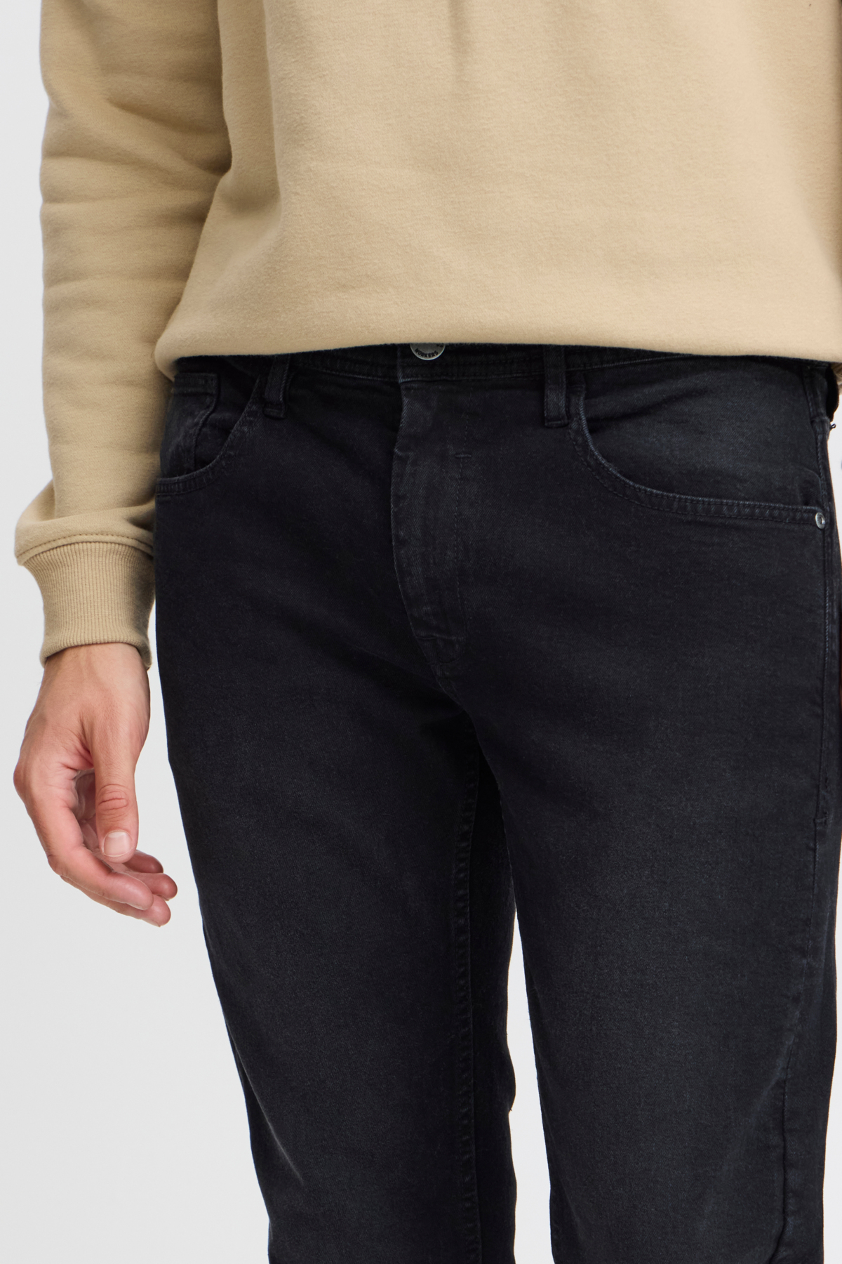 20717301_200297_350-jpg