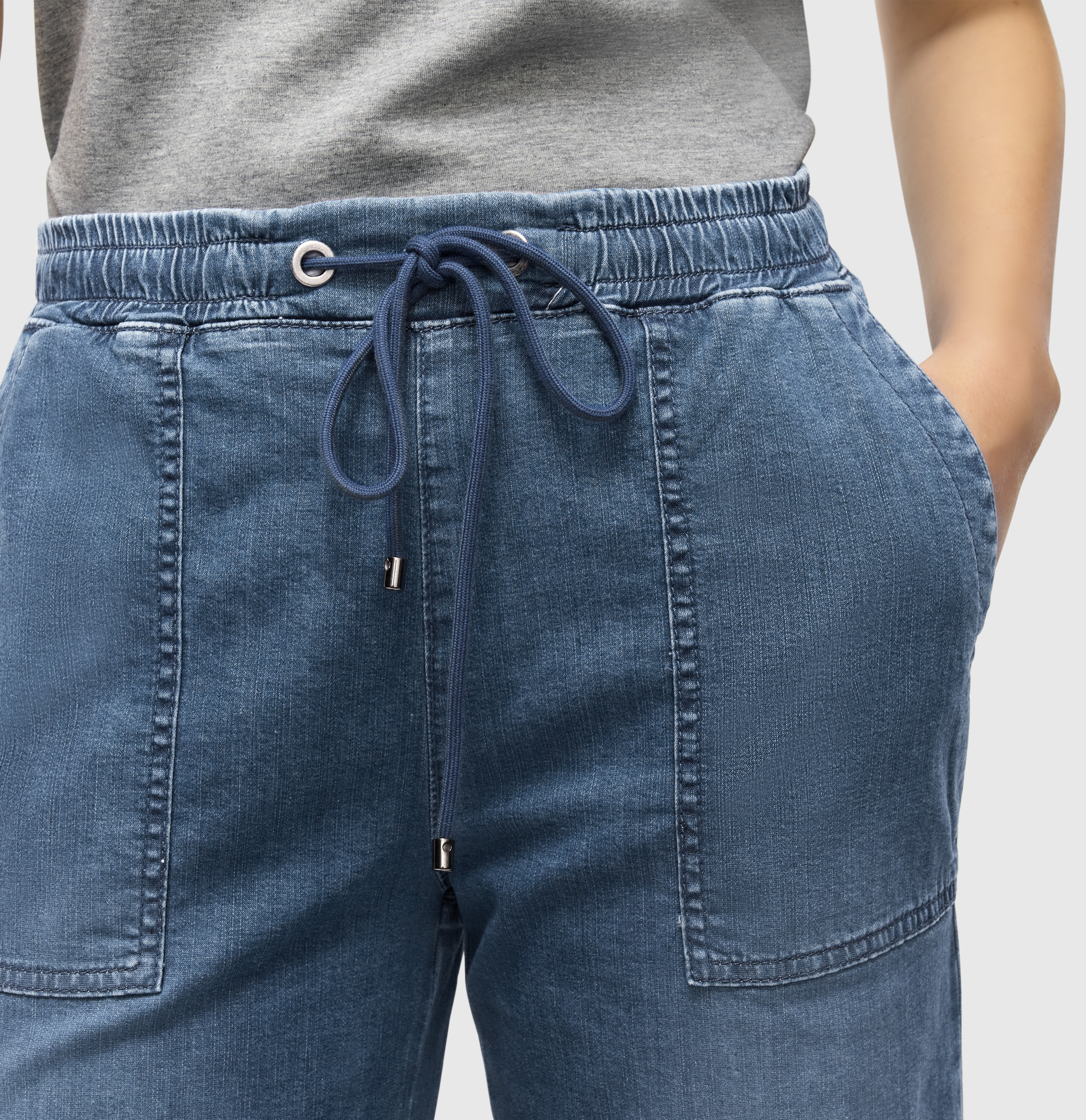 MAC_Spring-2025_D447_2787-90-0352L-D447_10-jpg