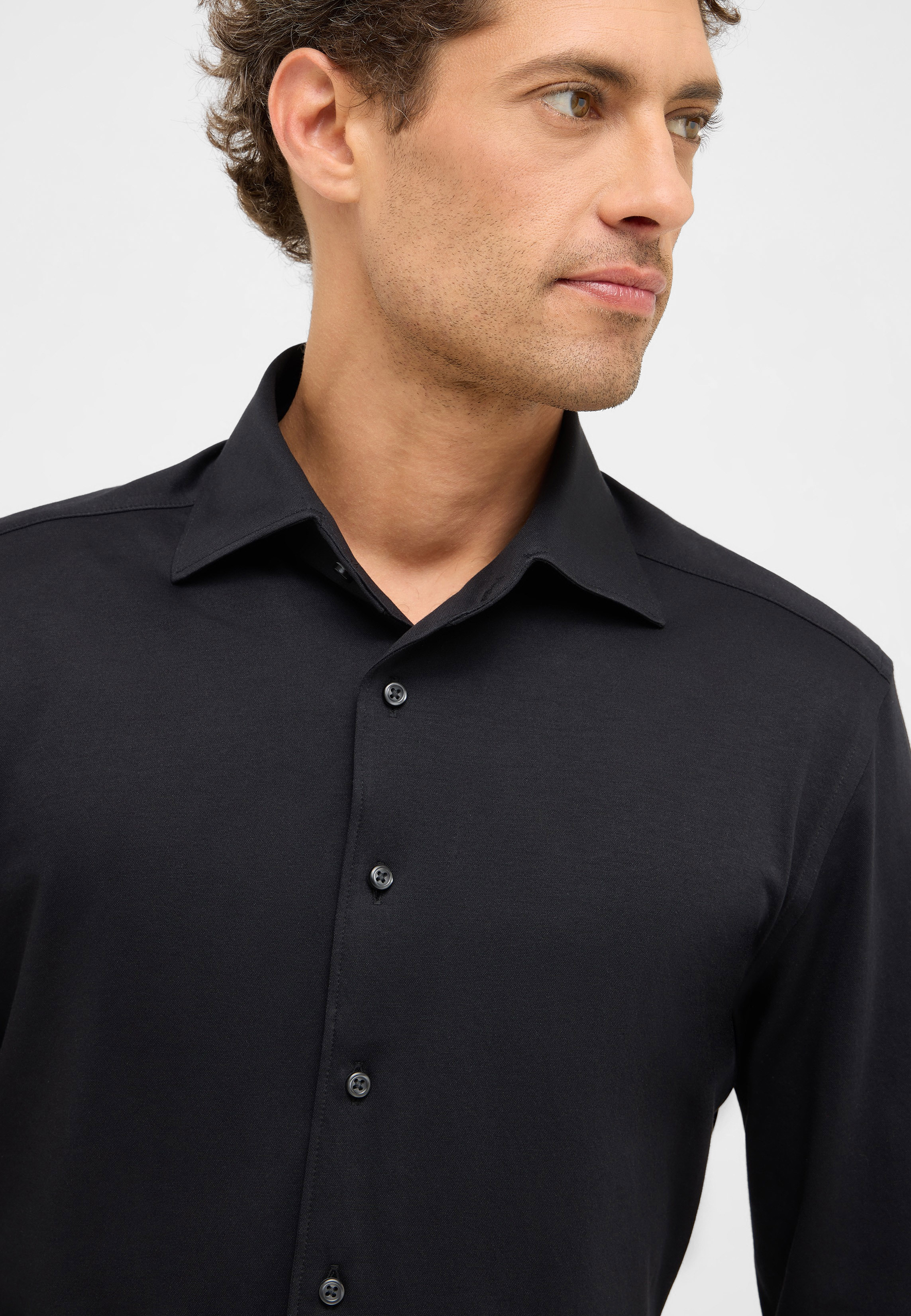 ETERNA_fall_winter-2025_03_1SH15326-2269_39YSV1-_3-jpg