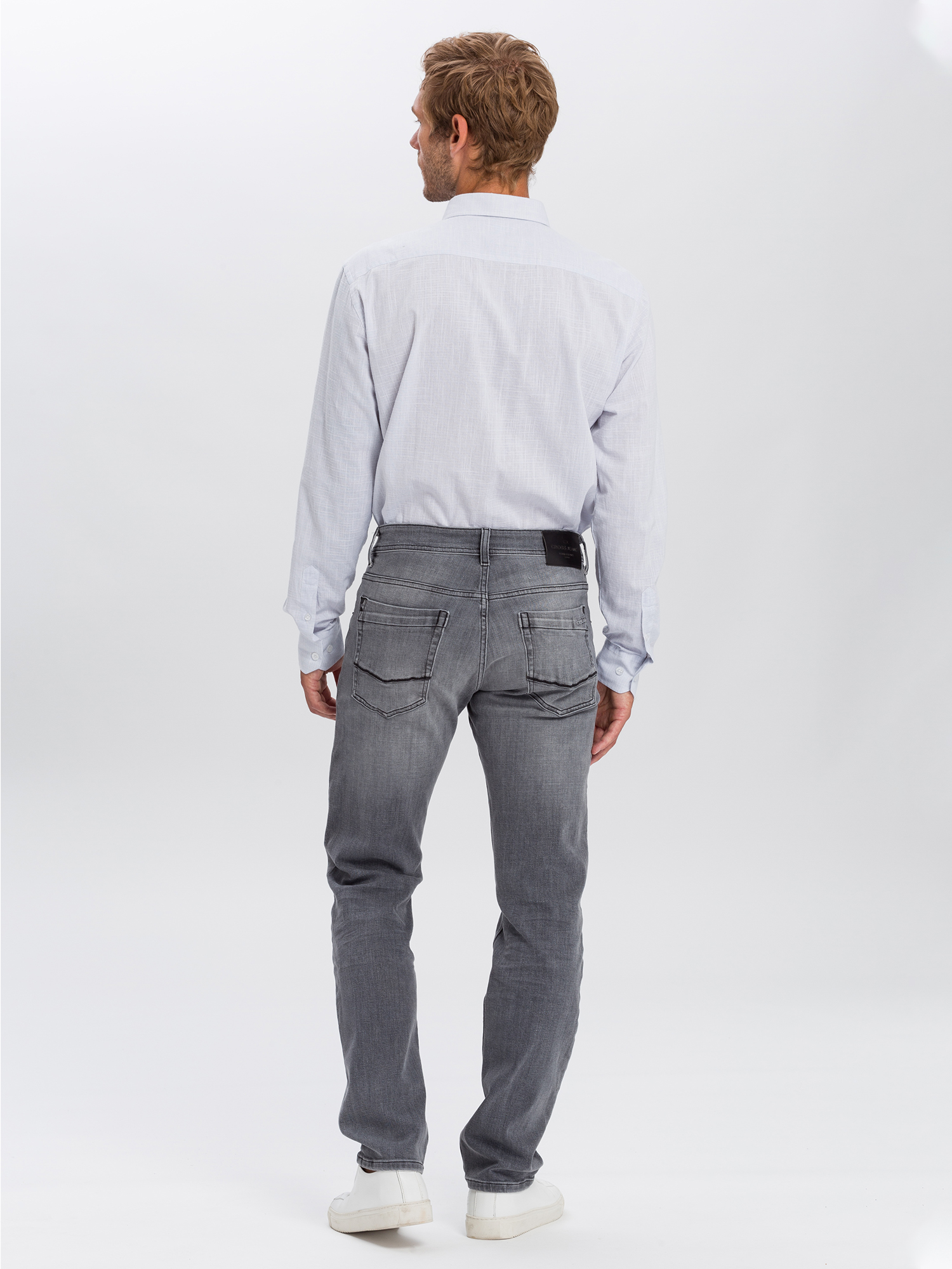 E_161_140_cross_jeans_null_2