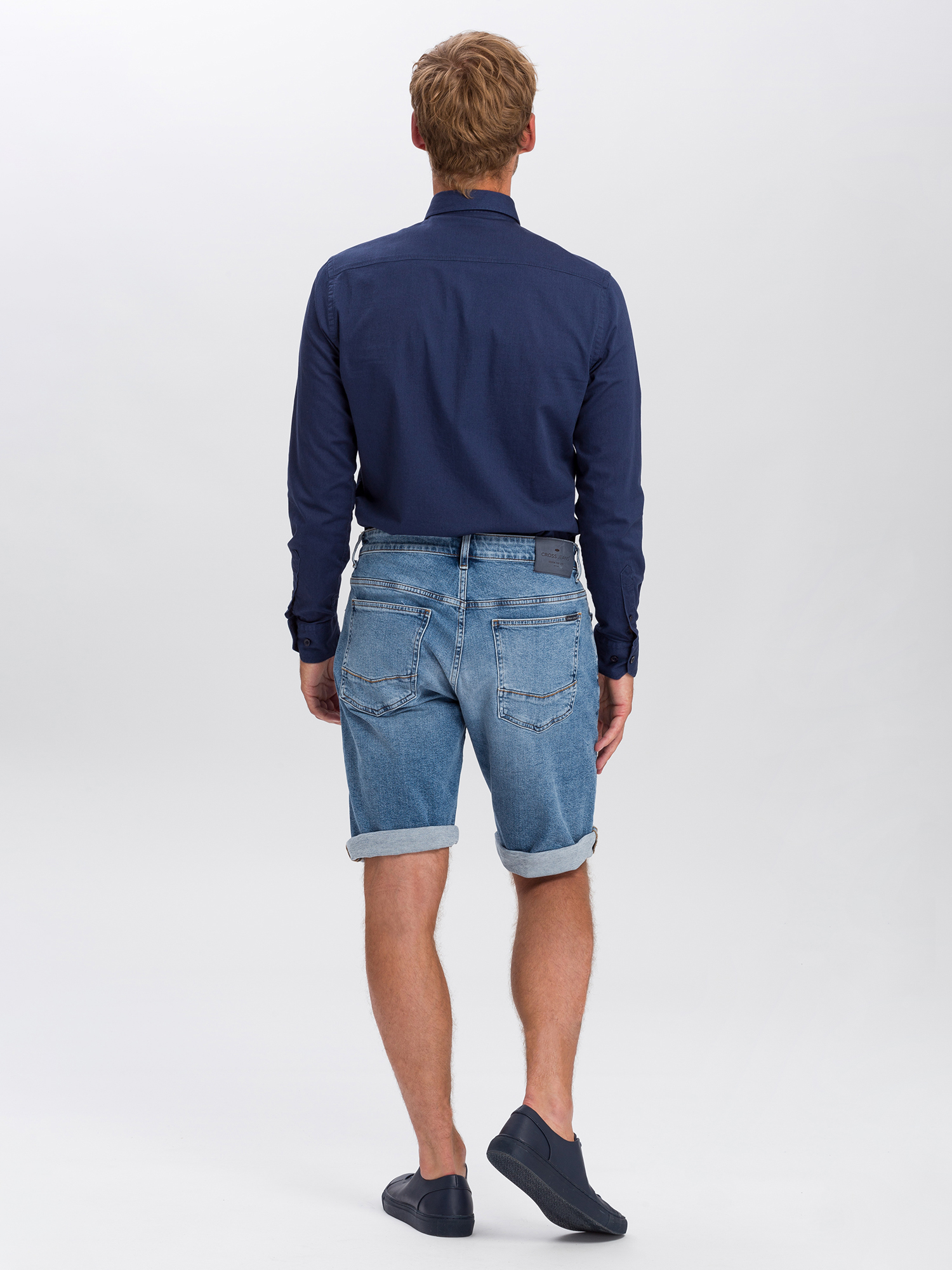 A_565_144_cross_jeans_null_2