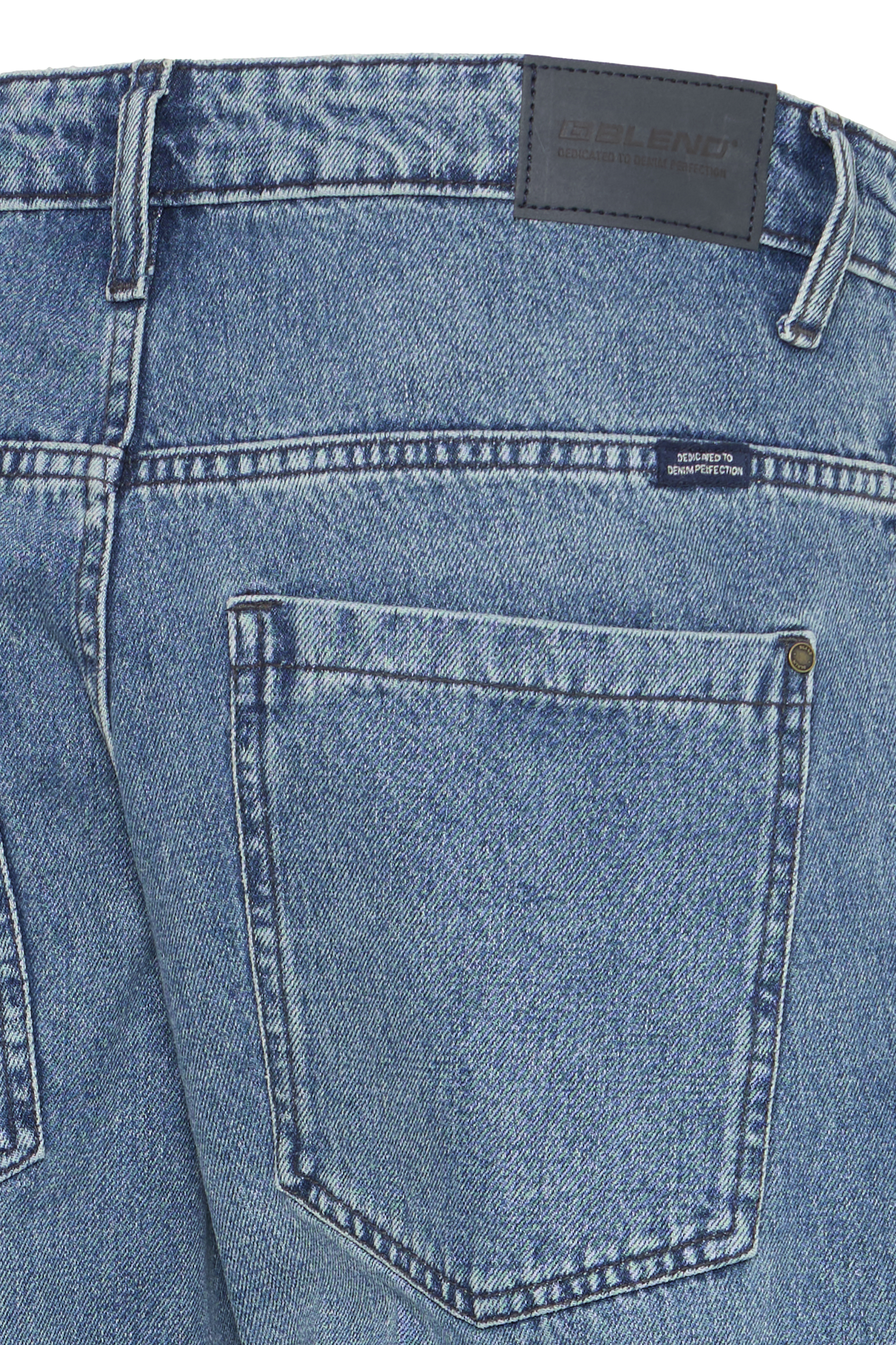 Blend_NOOS_200291_20718121-200291_3-jpg