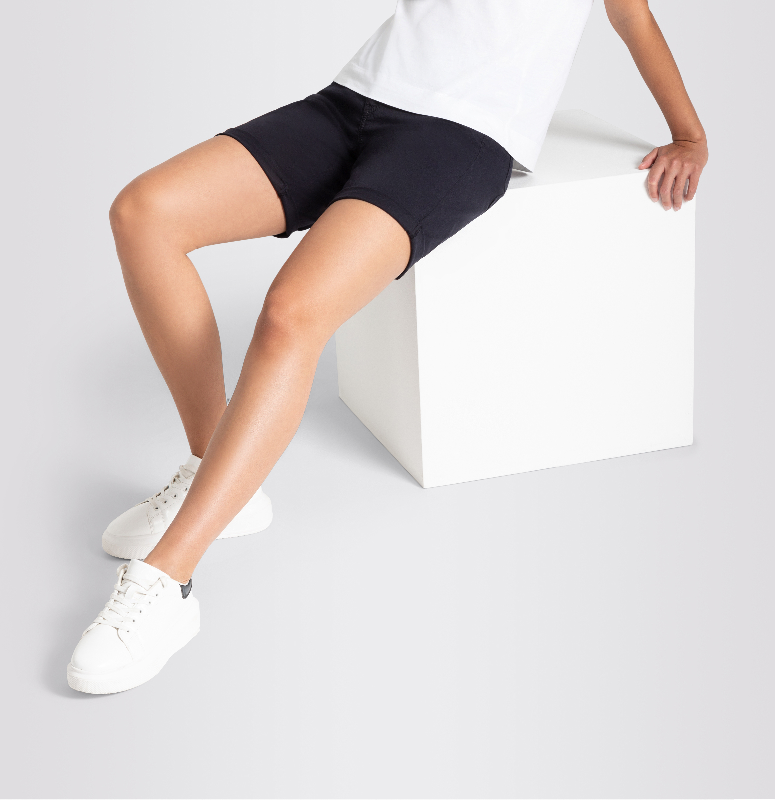 MAC_Summer-2025_198R_2387-00-0415-198R_4-jpg