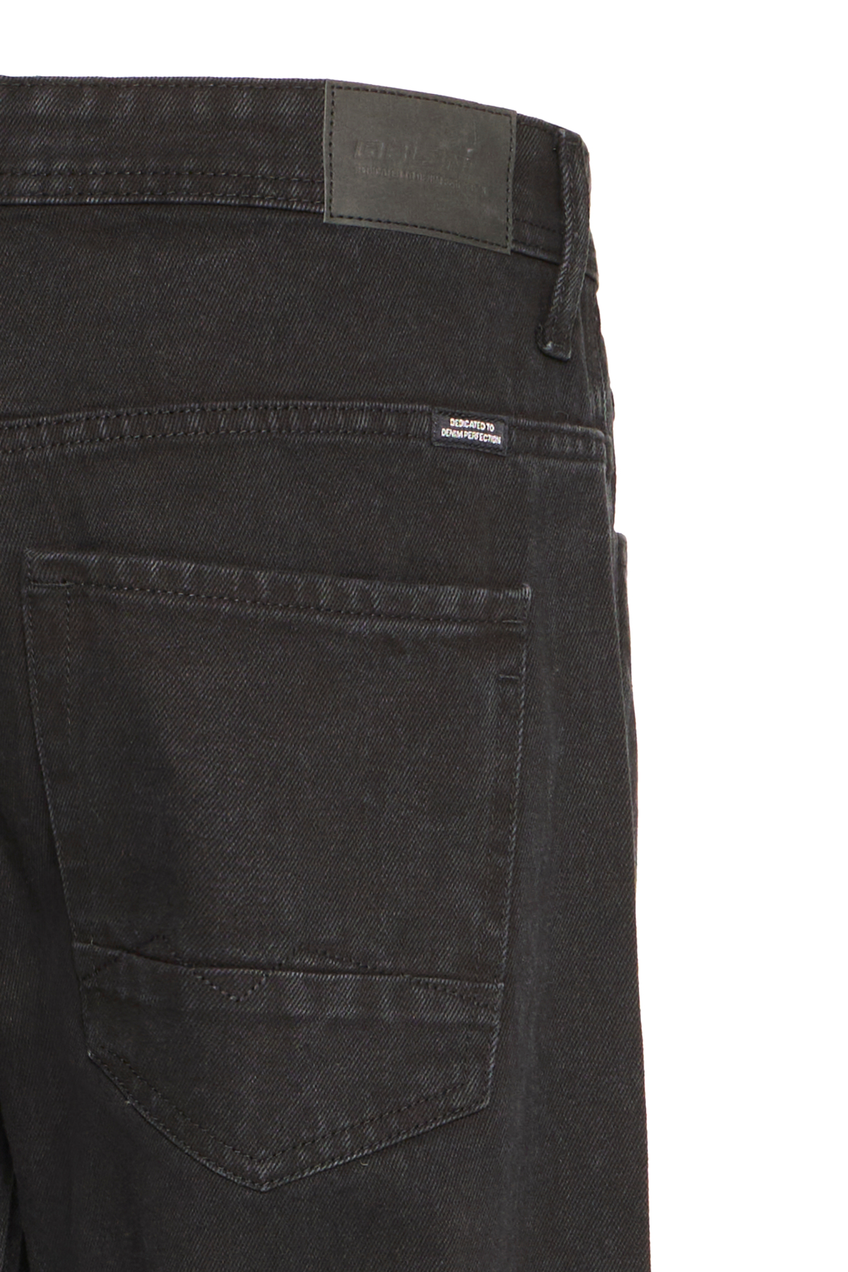 20718427_200297_300-jpg