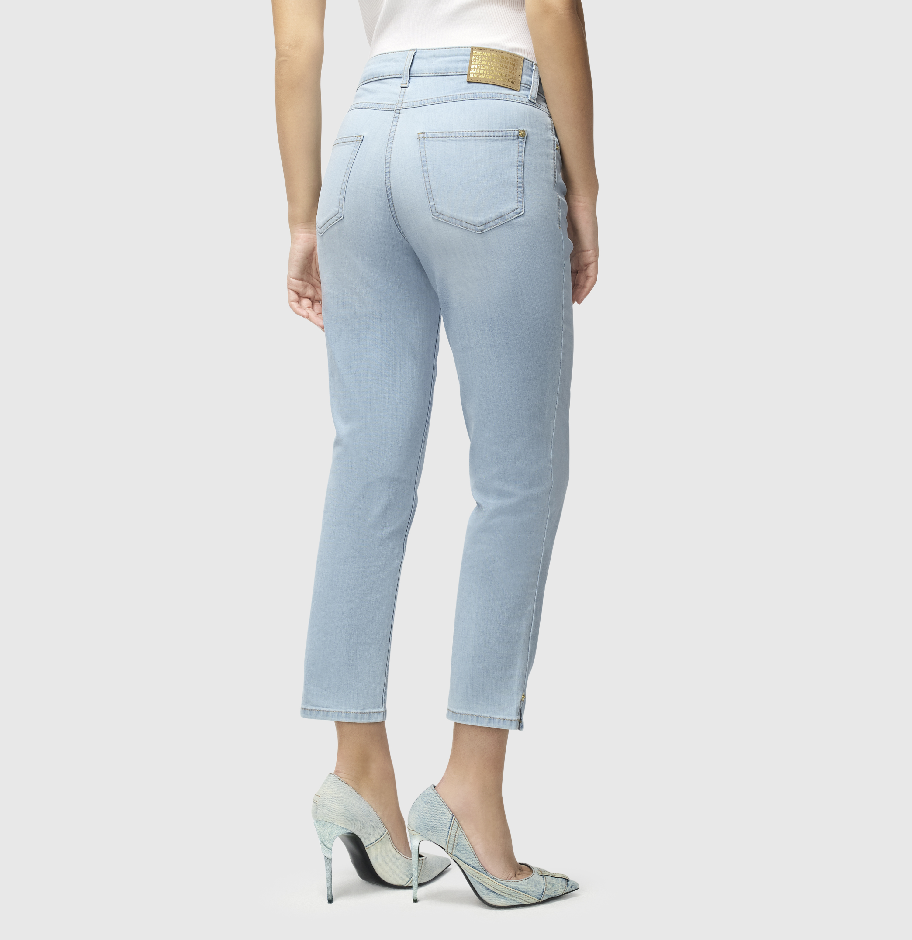 MAC_Spring-2025_D206_5045-90-0352-D206-jpg