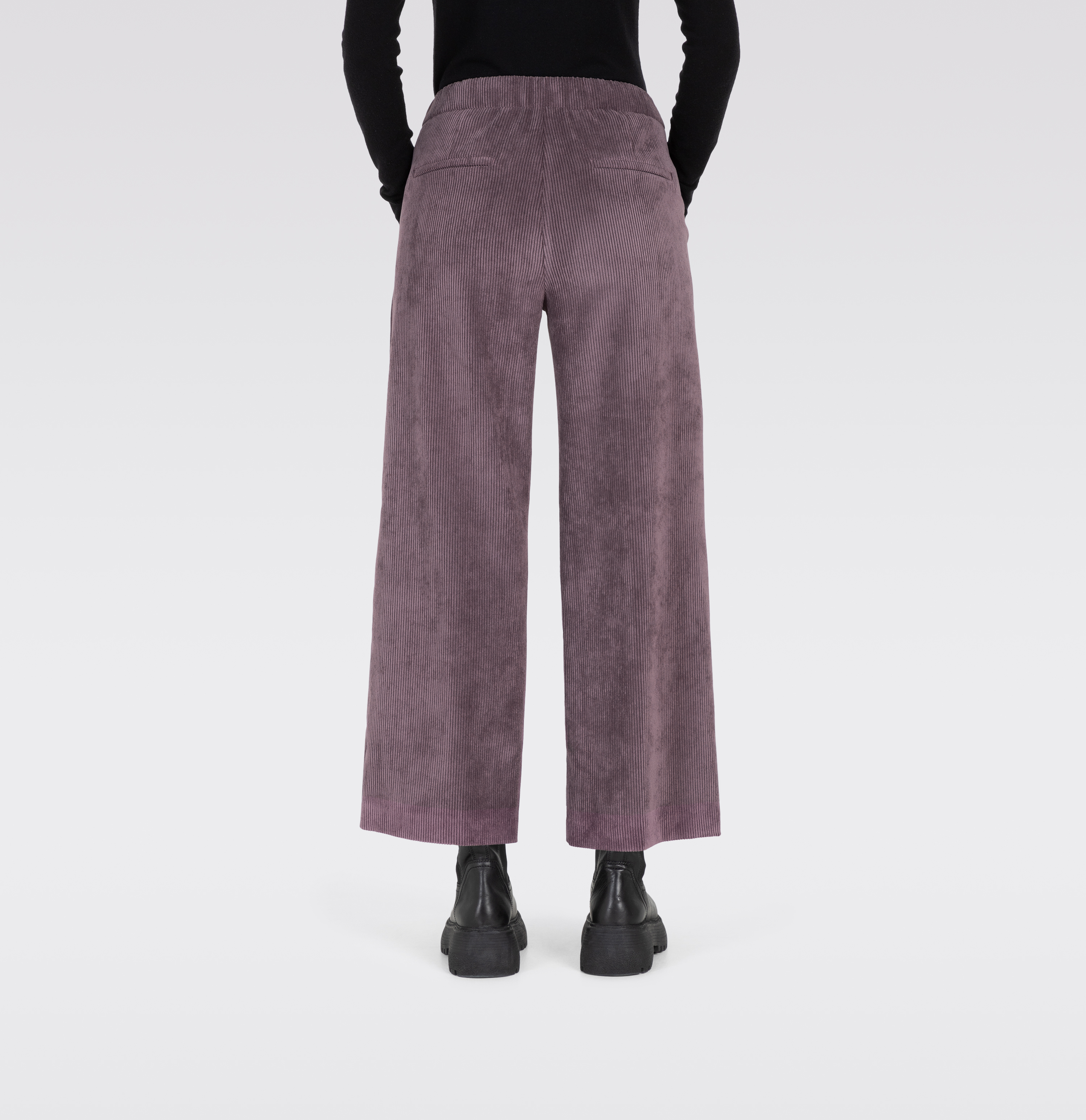 MAC_Autumn-2024_720_3045-00-0410-720_2-jpg