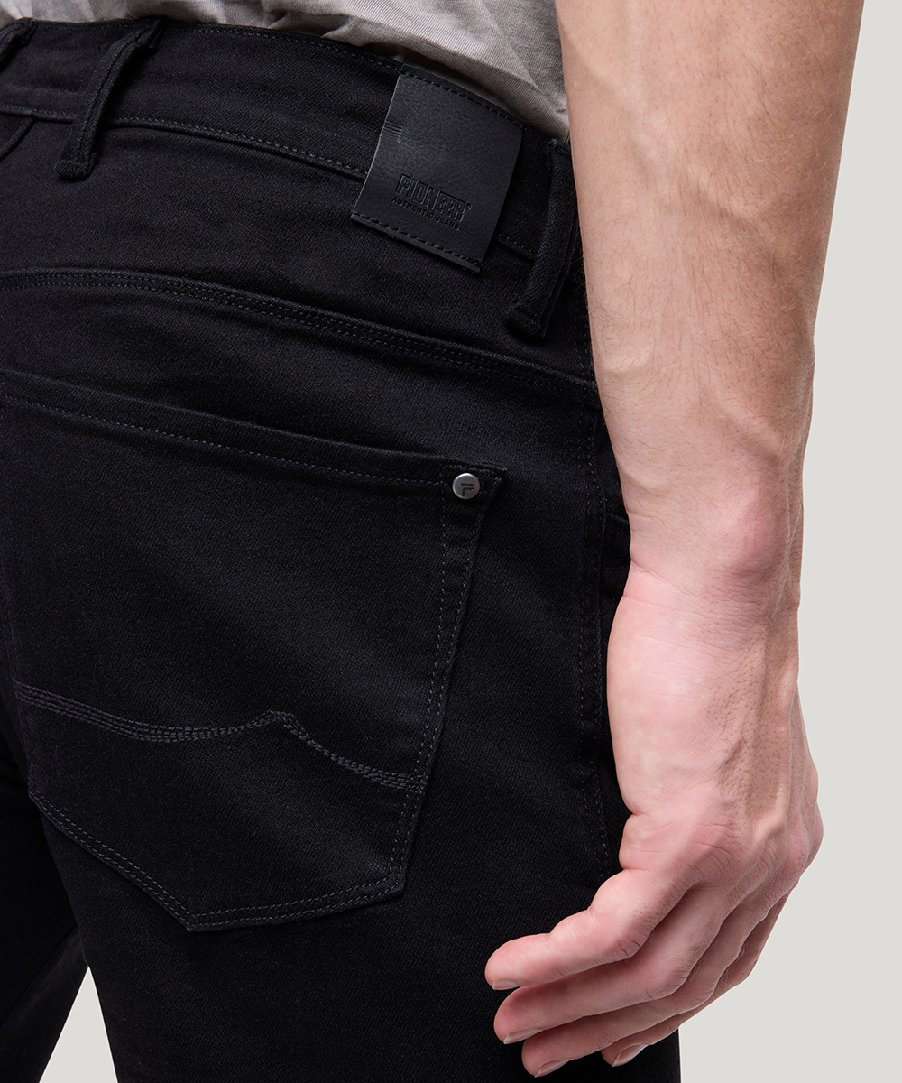 PIONEER_FruhjahrSommer-2025_9800_P0-162616597-9800_5-jpg