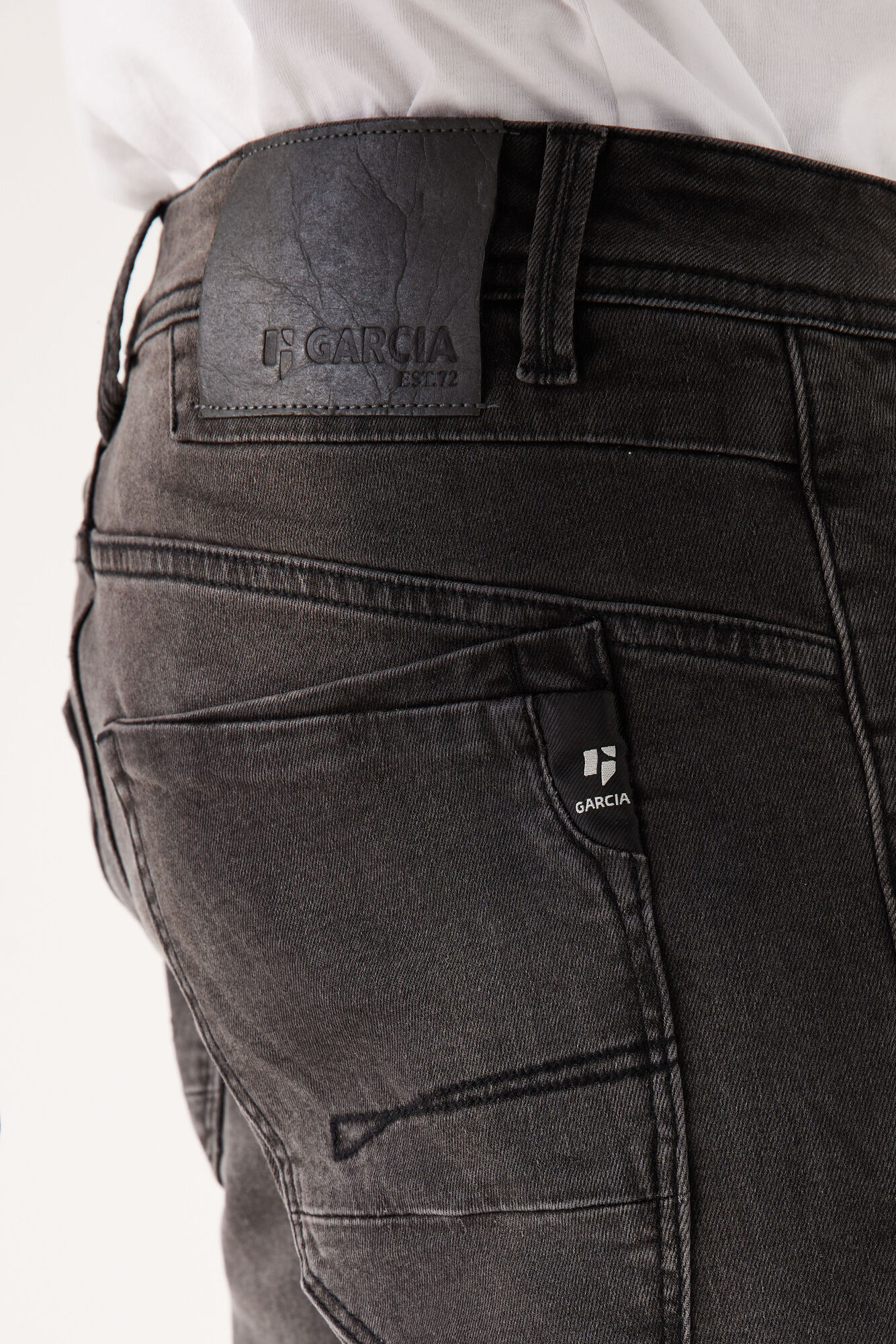 Garcia_springsummer-2023_9325_695-9325_2