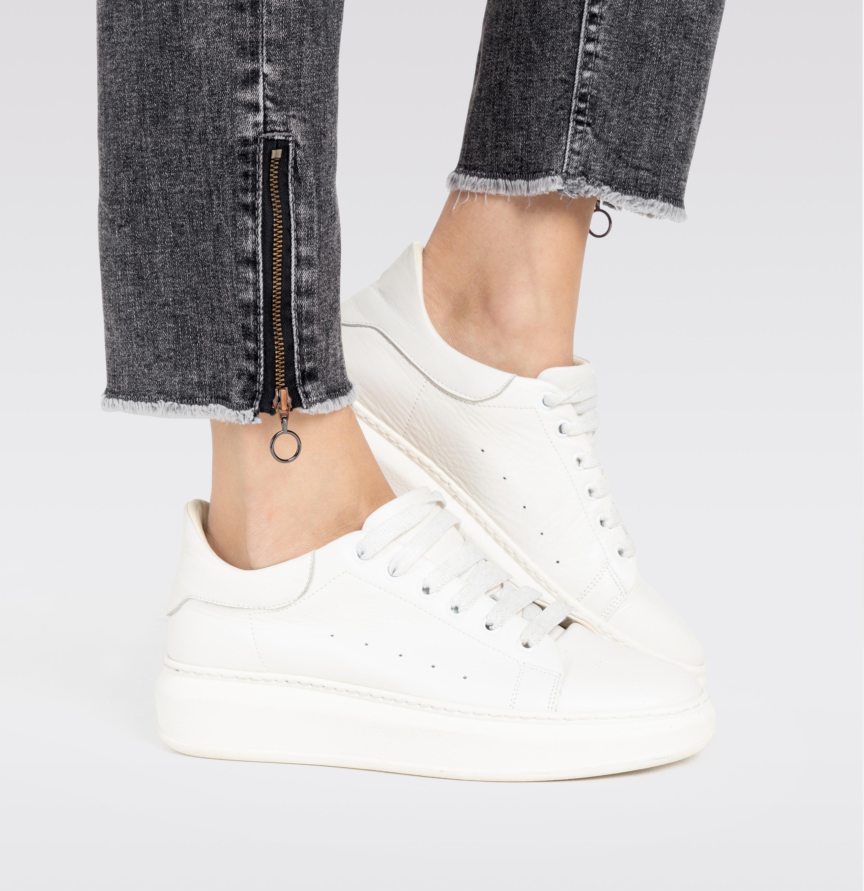 kol_10_5755-90-0389l_d911_12-jpg