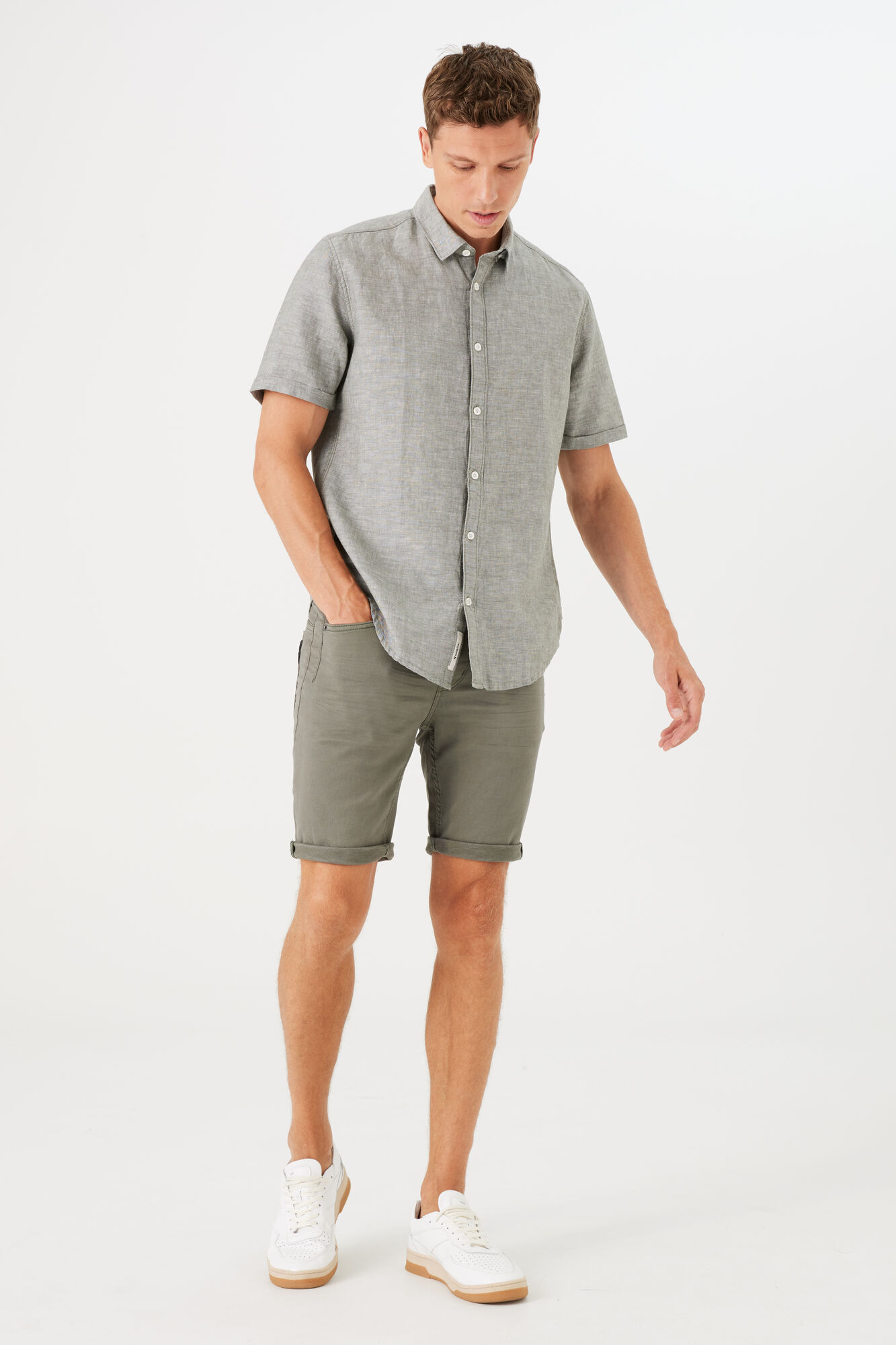 Garcia_springsummer-2024_2050_695-2050_5-jpg