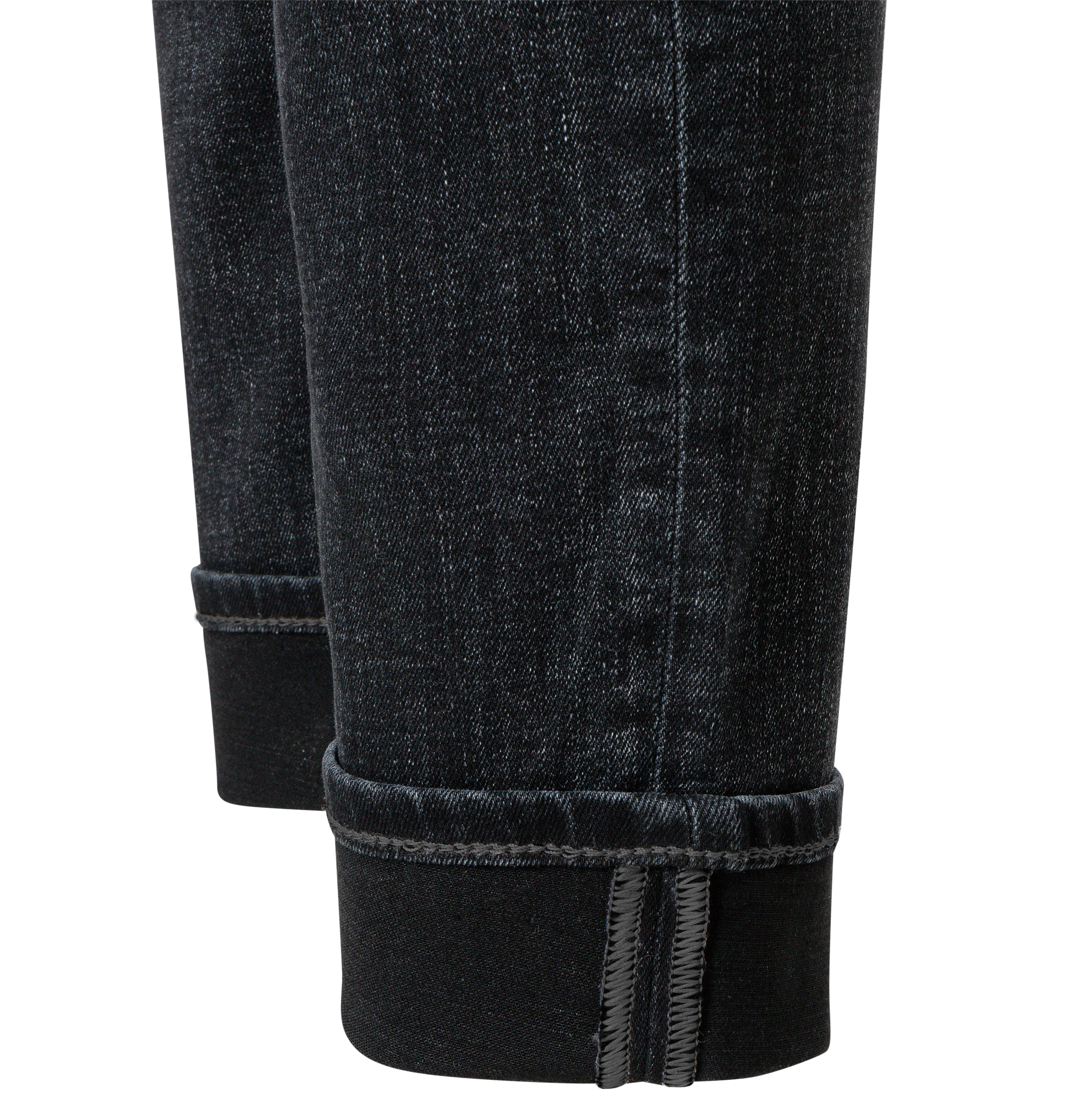 MAC_Autumn-2024_D962_5703-90-0389L-D962_7-jpg-poIc