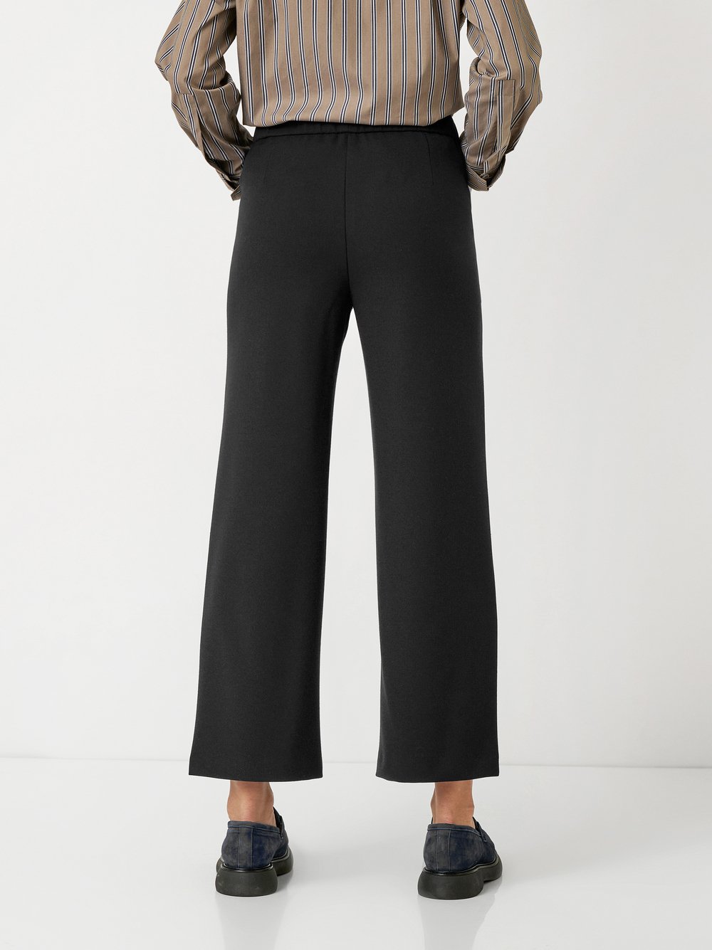 TONI_HW25-NOS_891_41-041805-75_3-jpg