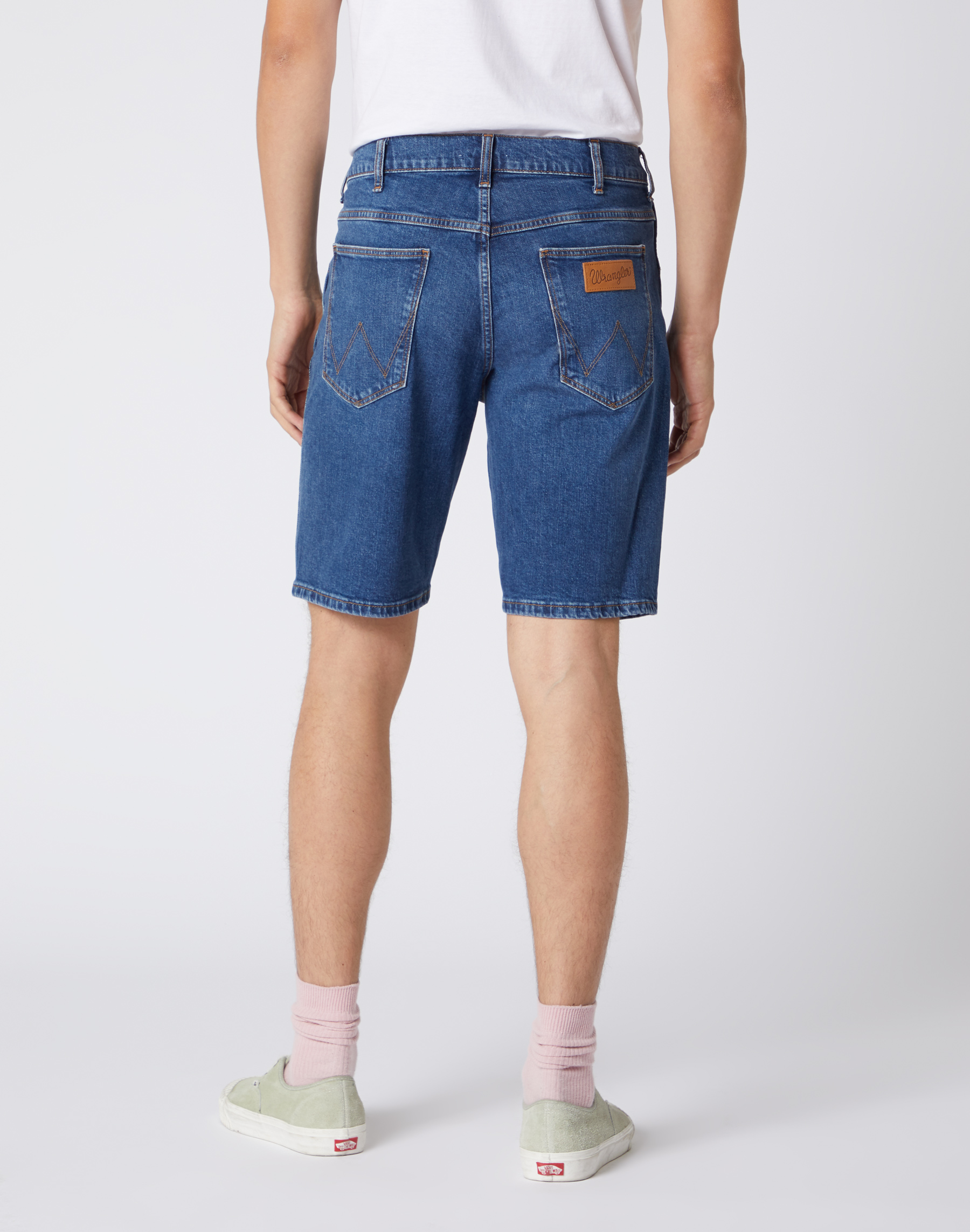 wrangler-5-pocket-short-cleaned-up-w14cm493m-wr-w14cm493mI2R0QgbiTpInZ