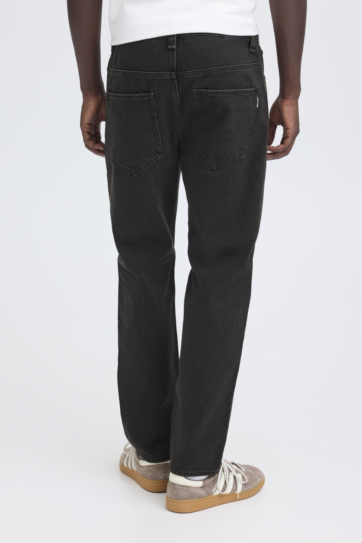 20720288_200297_550-jpeg