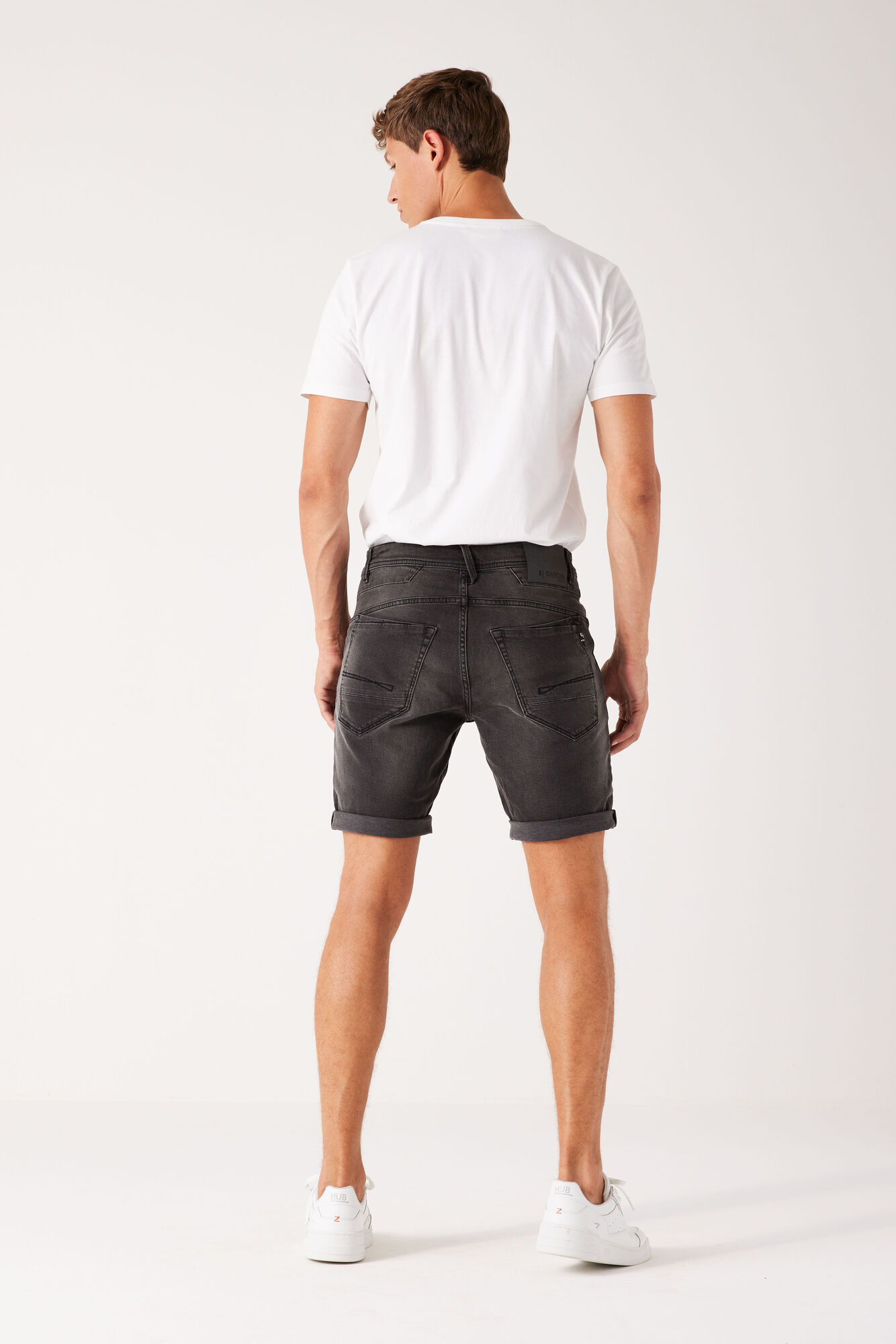 Garcia_springsummer-2023_9325_695-9325_5