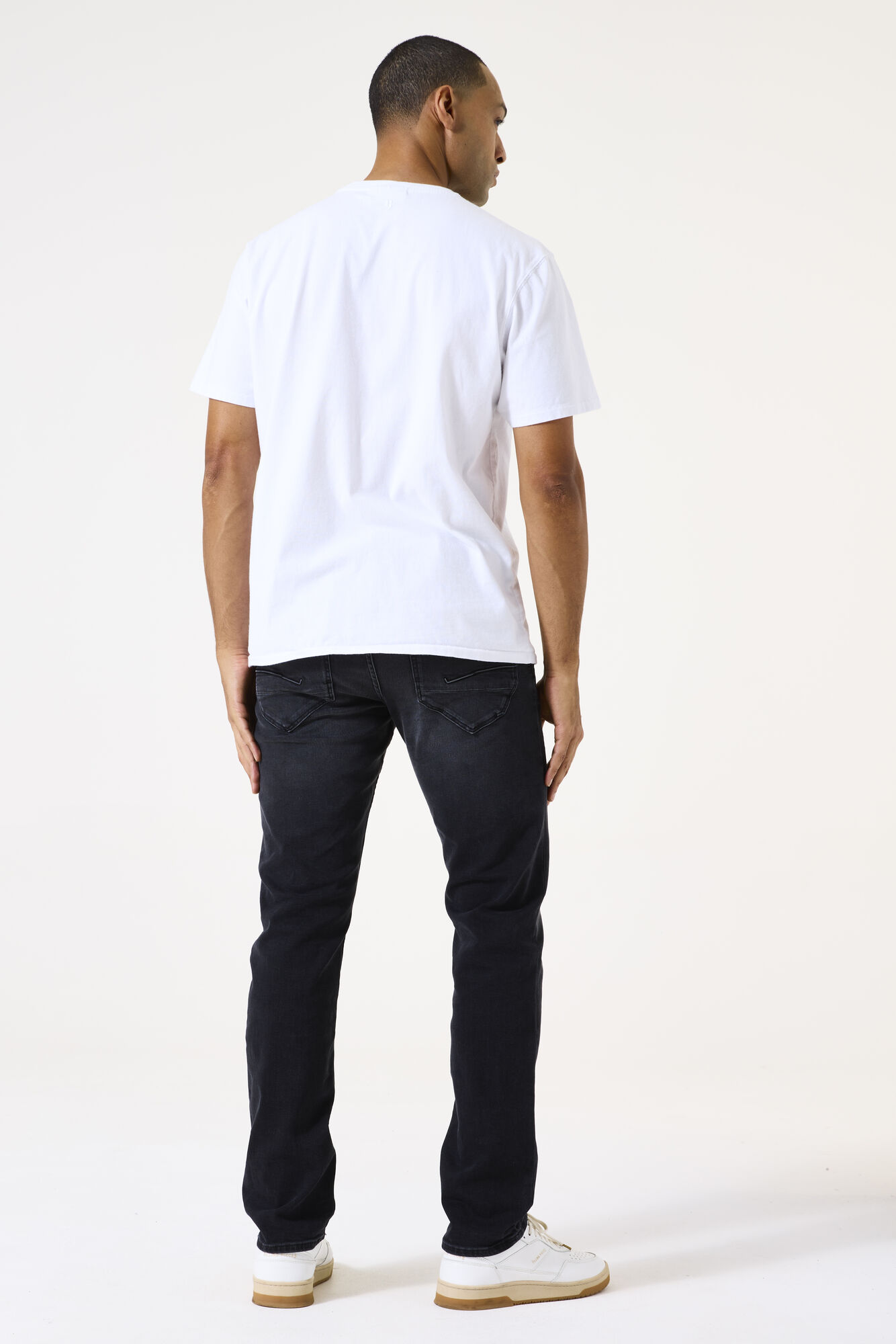 Garcia_NOS_9860_691-9860_4-jpg