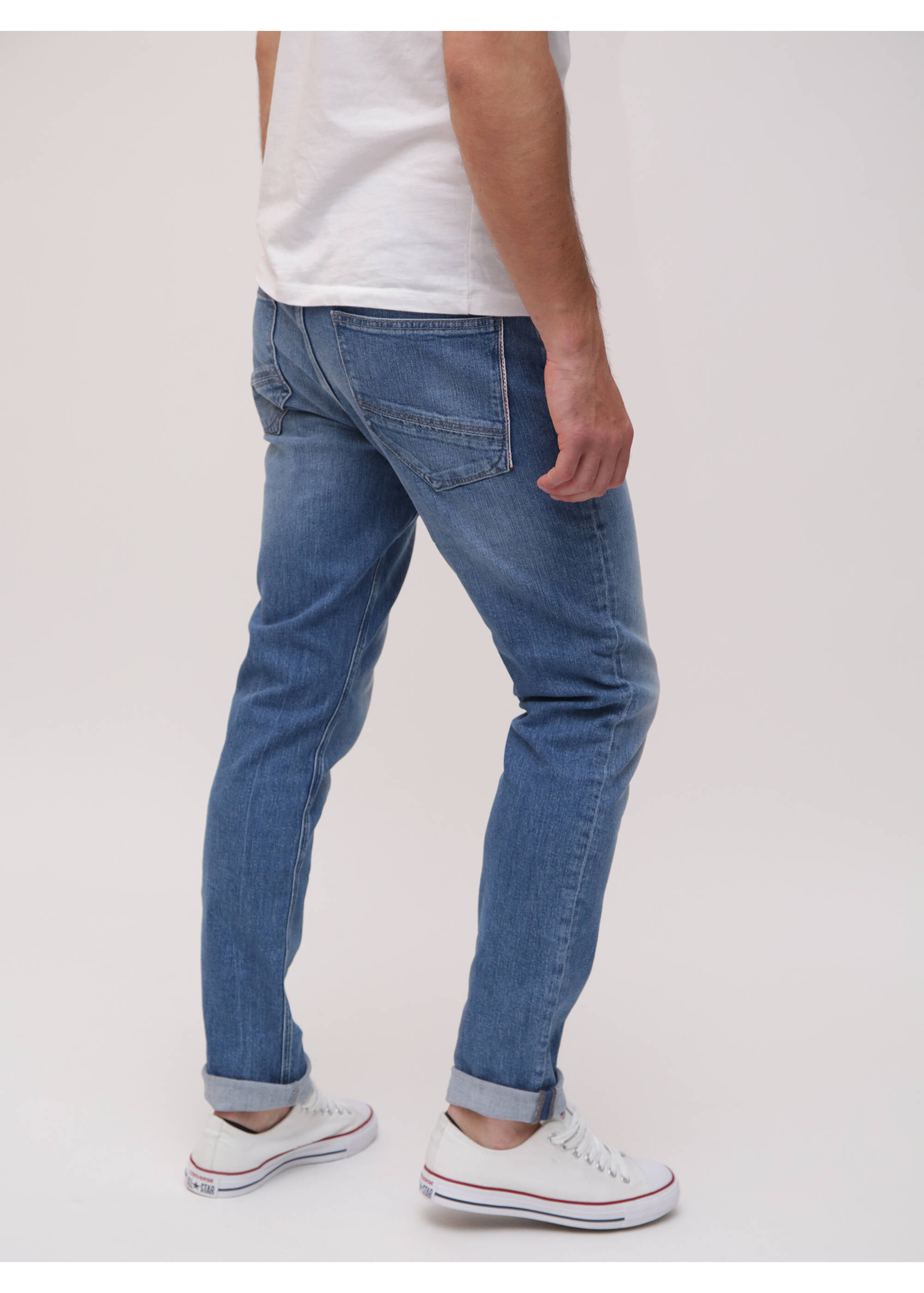 MOD-SP22-1011-3577_40_2000x2800