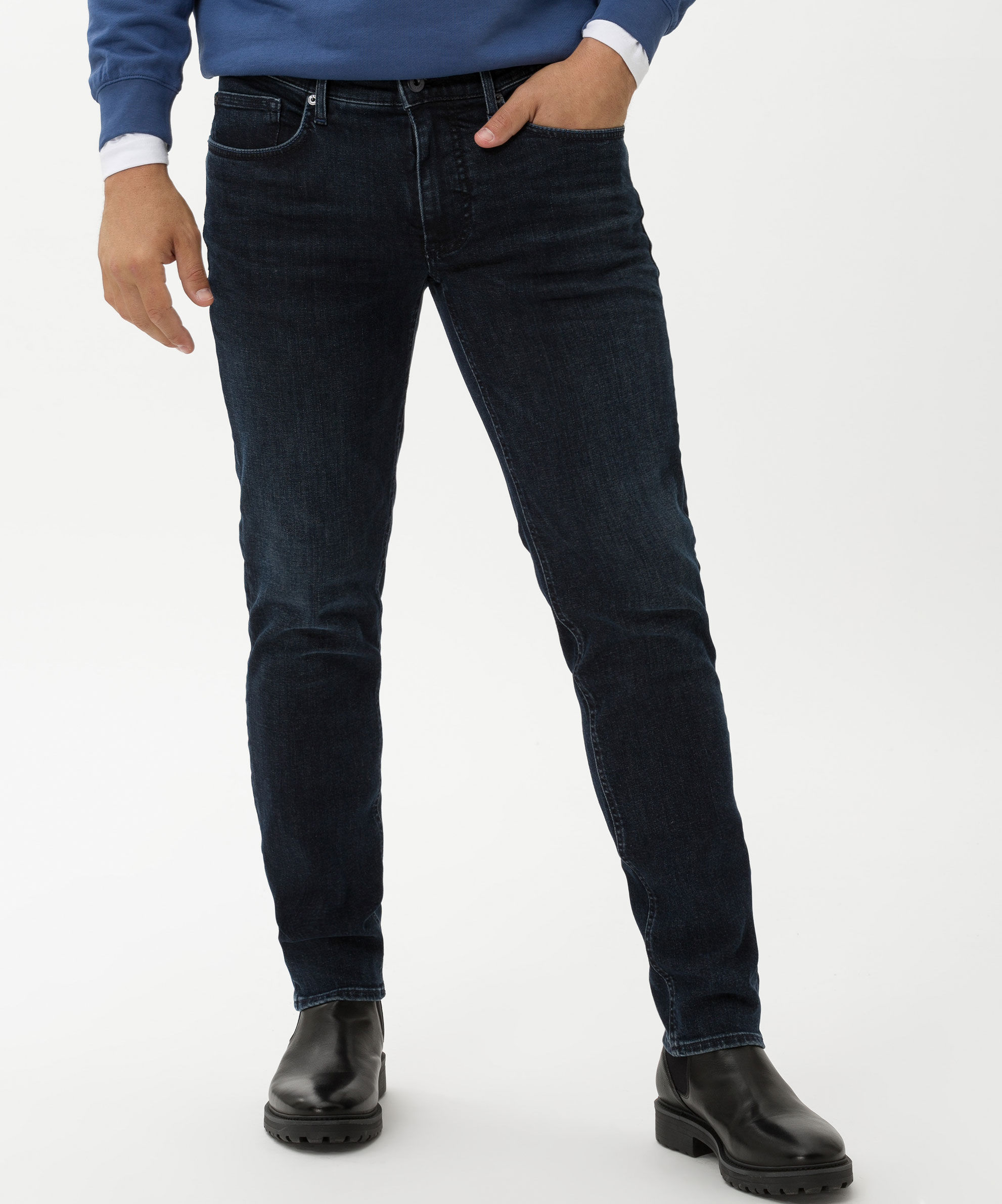 BRAX_221_25_856604_7960820_3