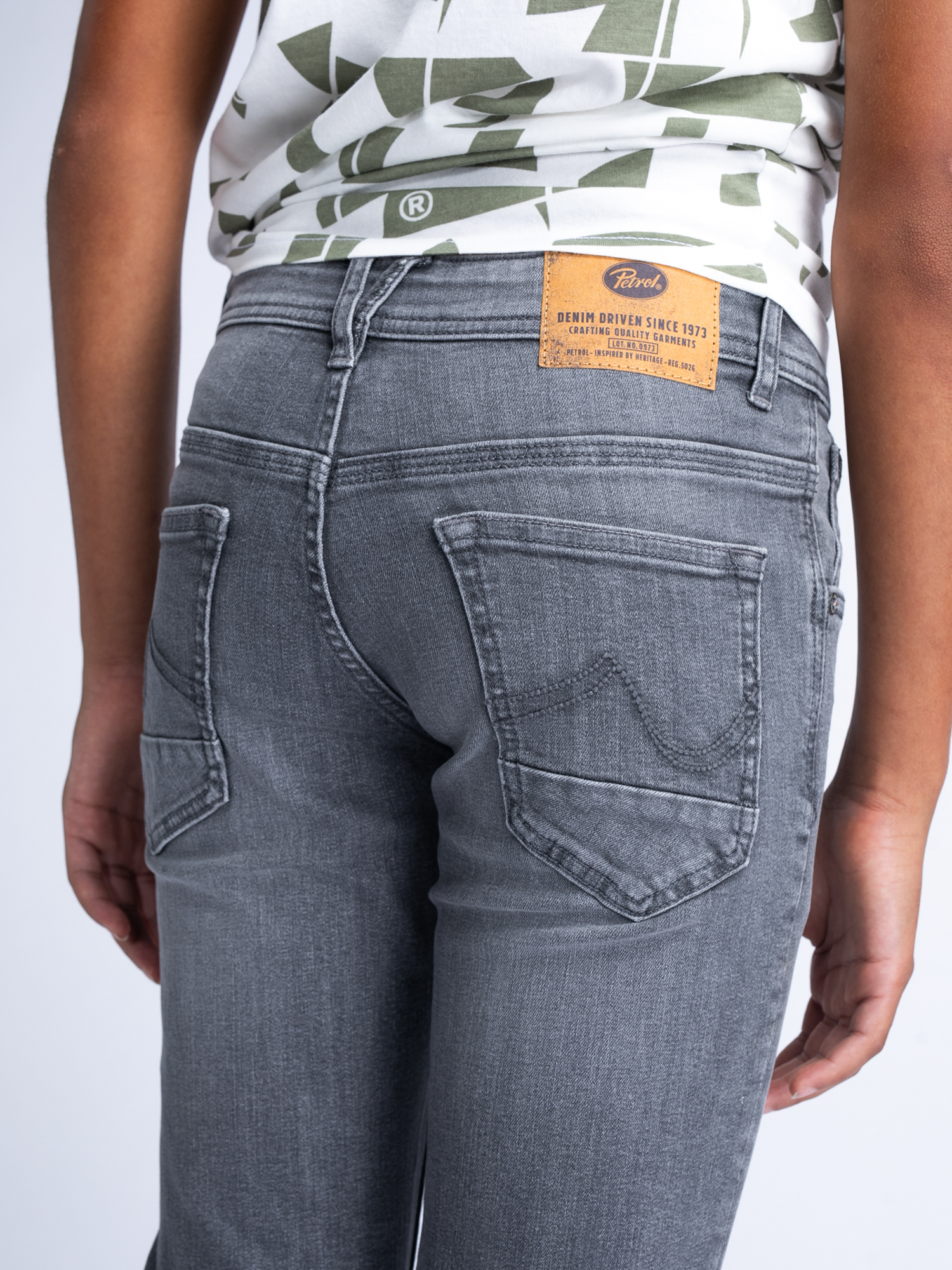 Petrol-Indus_NOOS-NOOS_9700_RUSSEL_5-jpg