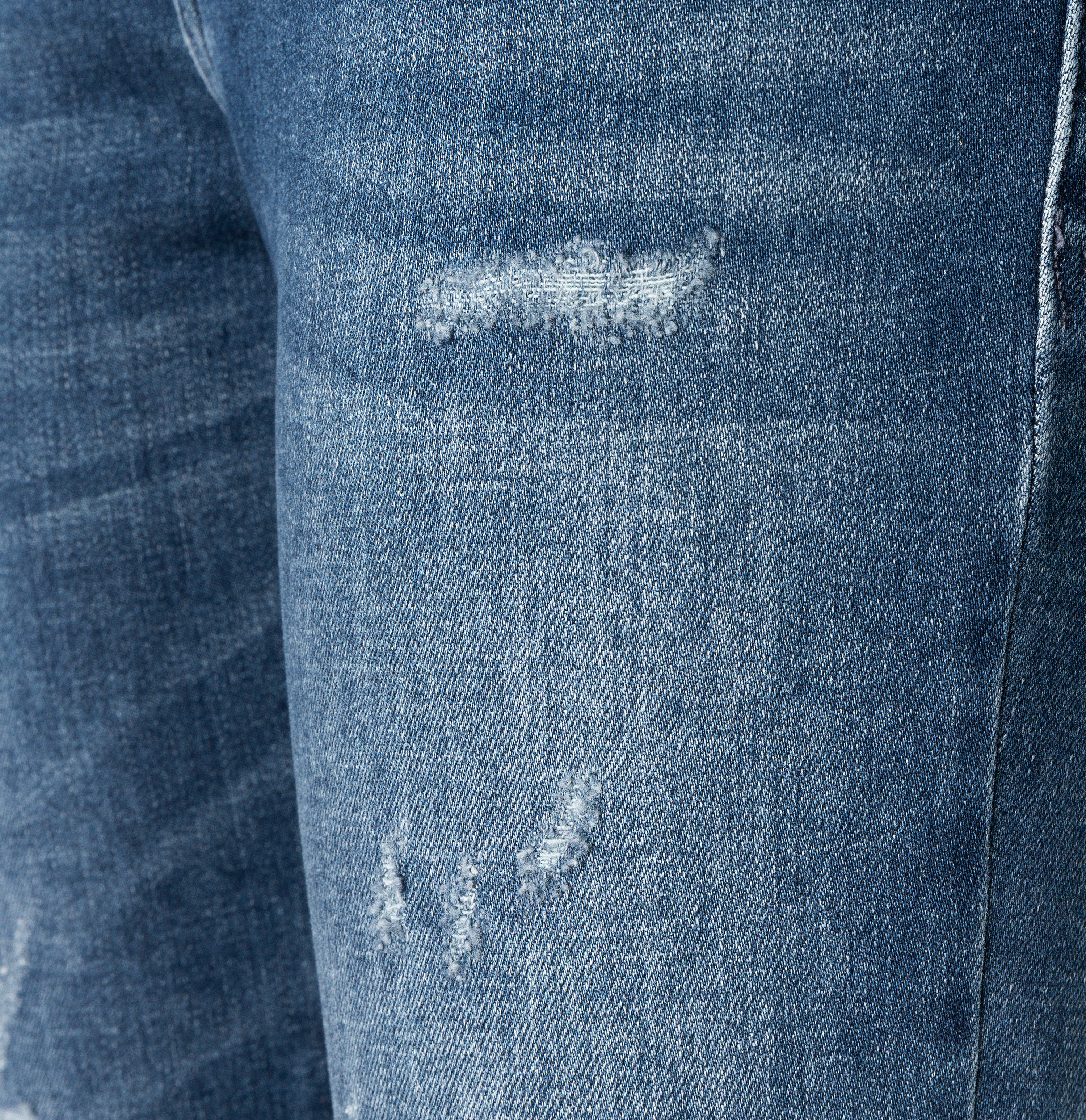 MAC_Early-Spring-2025_D611_2800-90-0333L-D611_8-jpg