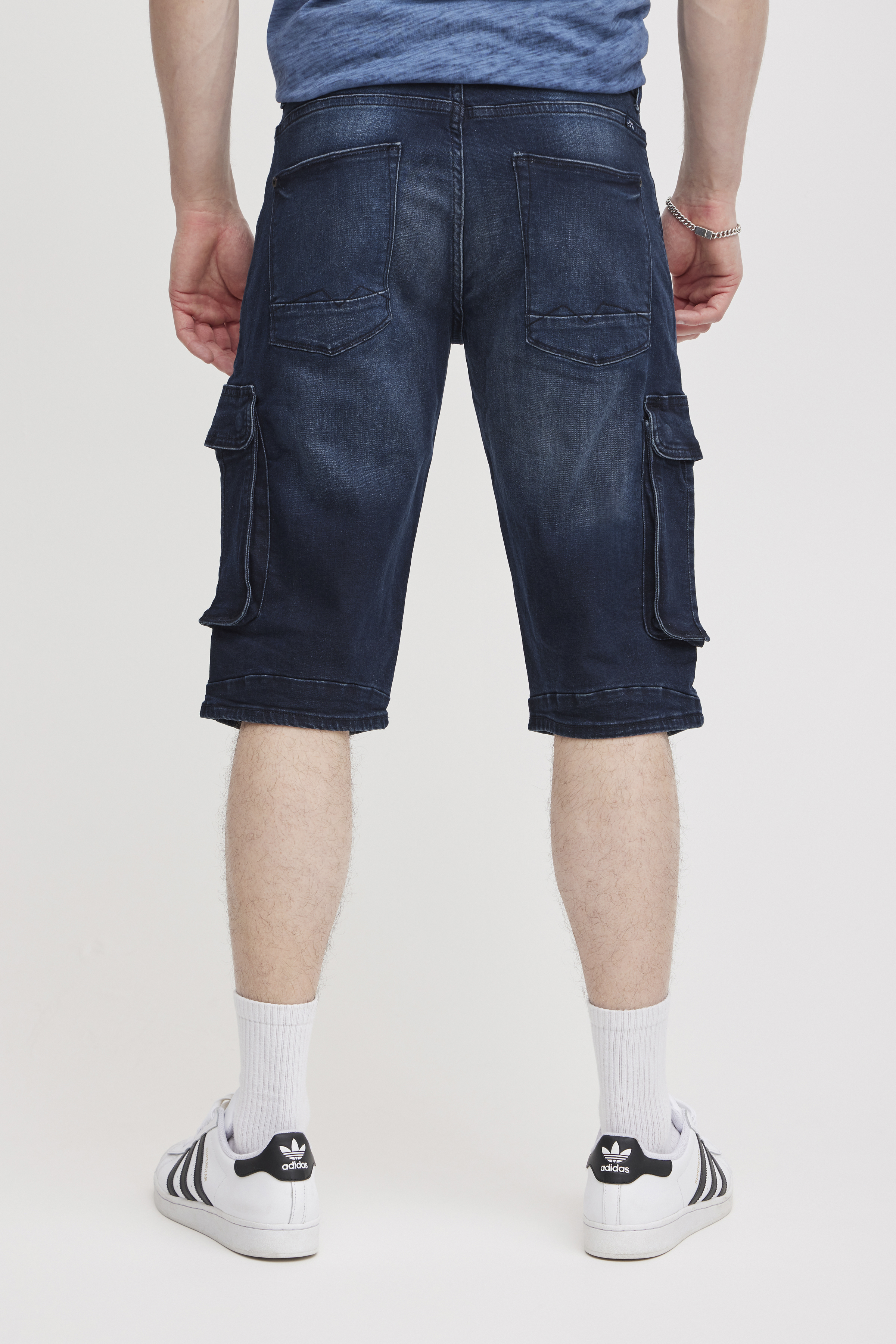 20713329_200292_550-jpg